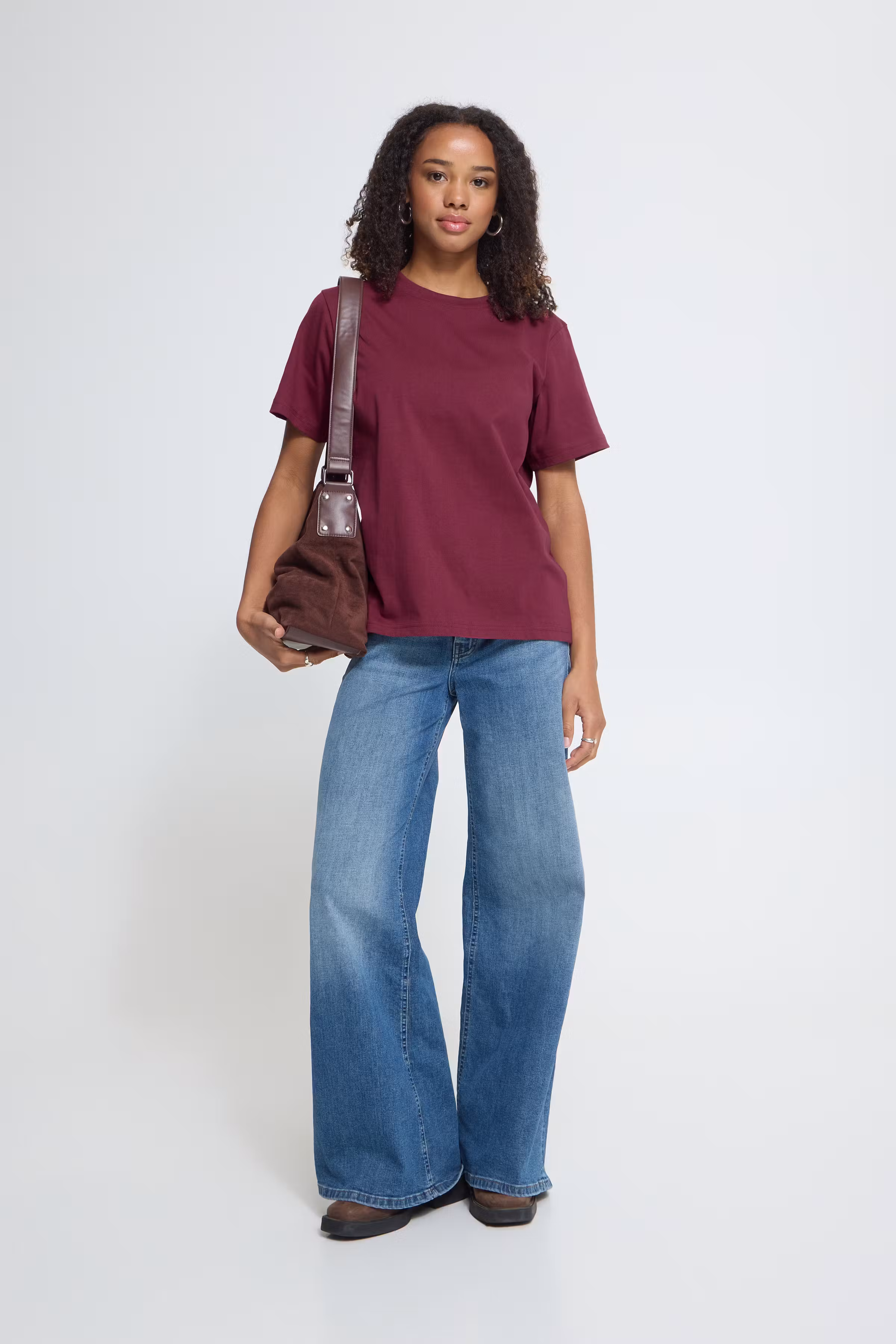 IHPALMER LOOSE T-shirt LOOKBOOK FRONT 20119365-192024