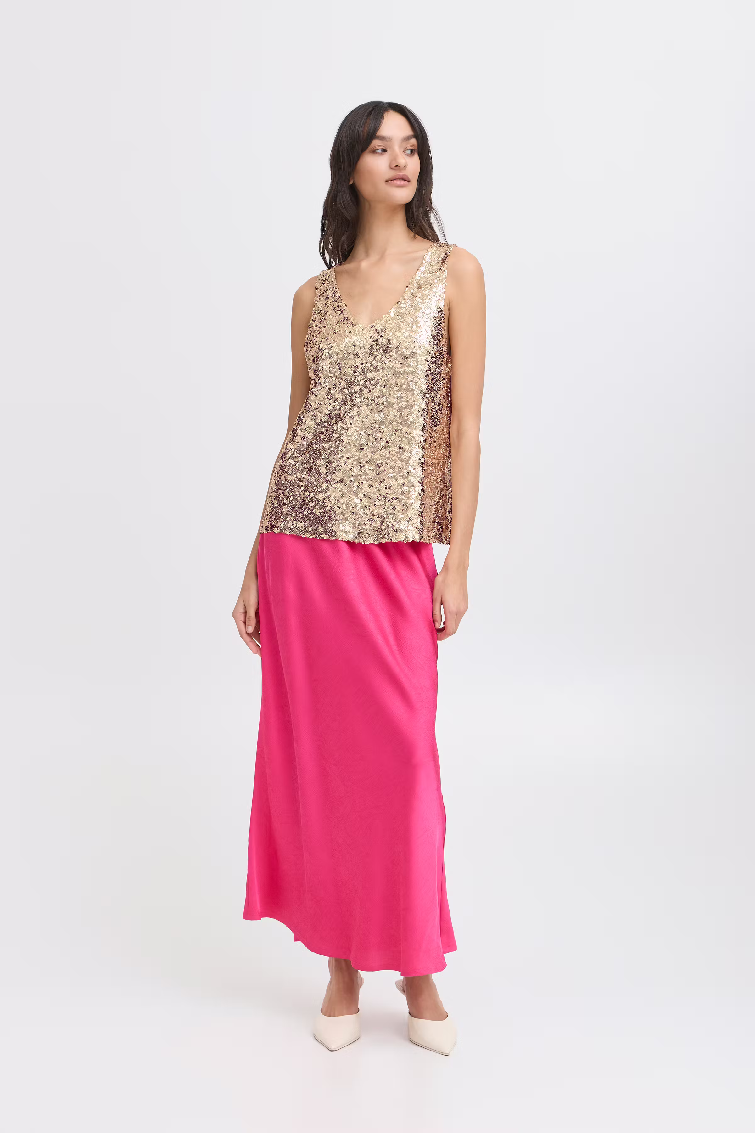 BYULSIA Top LOOKBOOK FRONT 20816868-131012