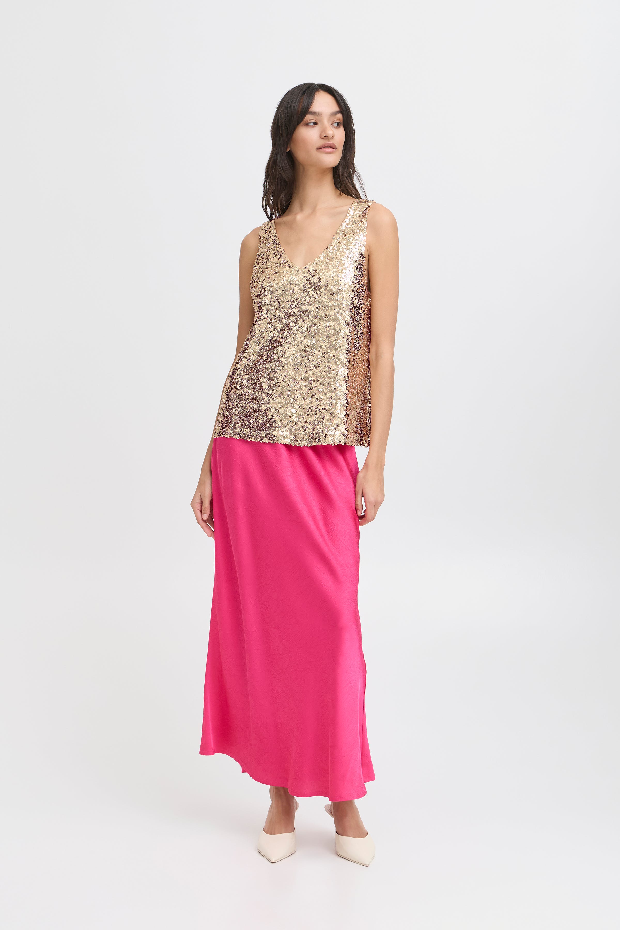 BYULSIA Top LOOKBOOK FRONT 20816868-131012