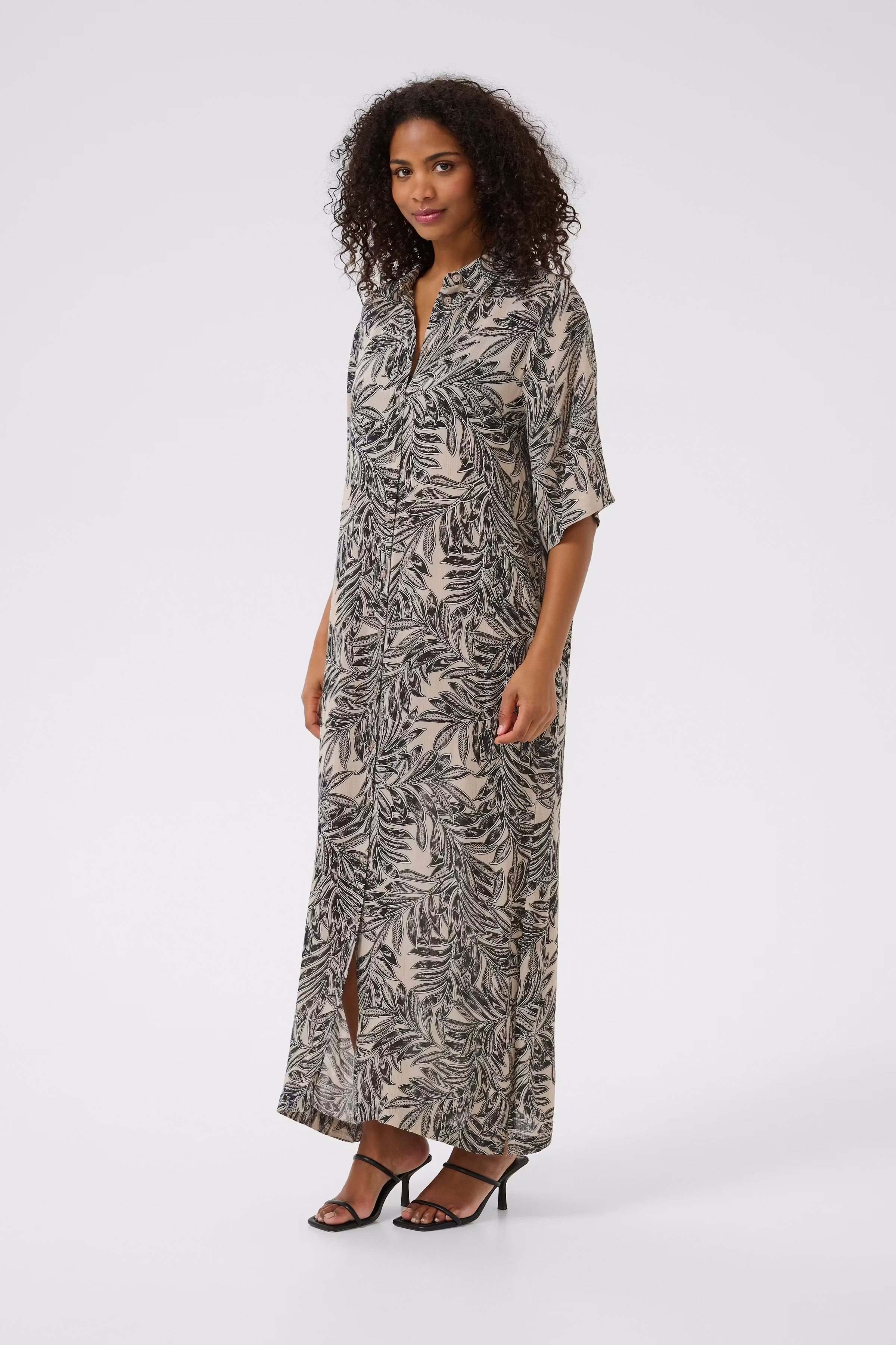 KAthora Kjole LOOKBOOK FRONT 10510040-108185