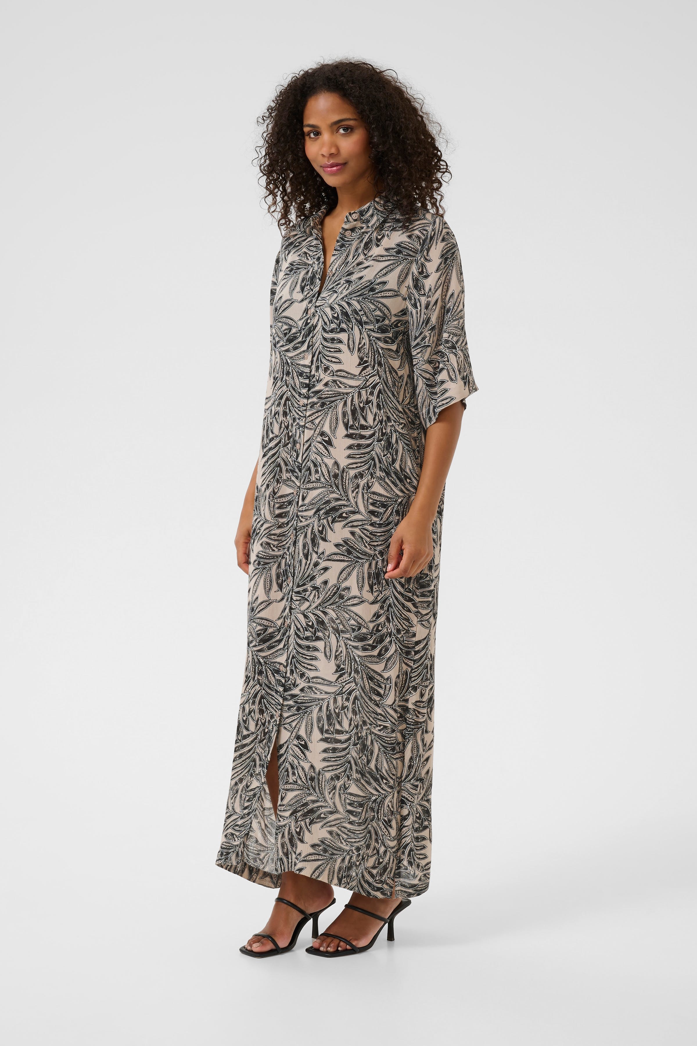 KAthora Kleid LOOKBOOK FRONT 10510040-108185