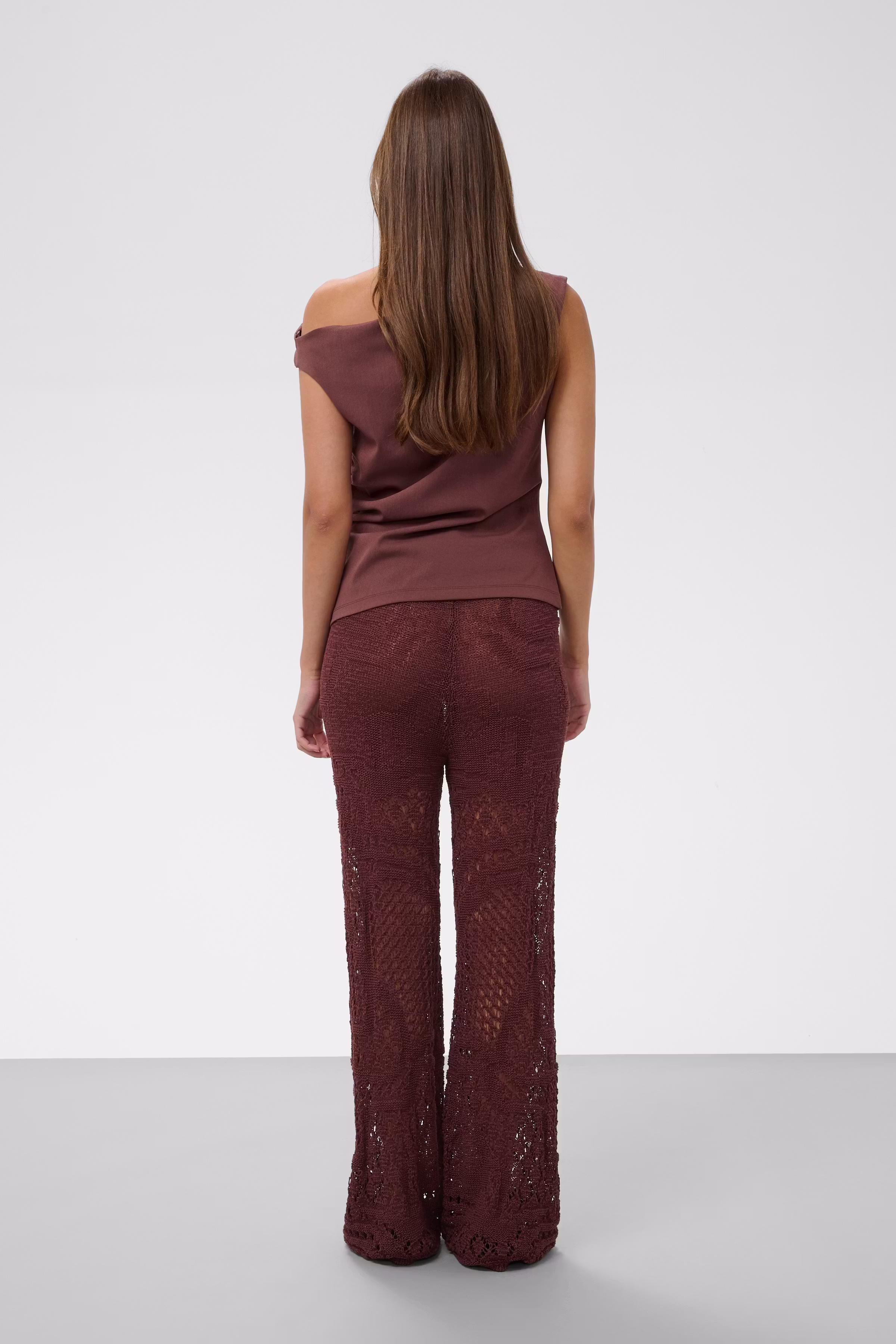 SLBarb Hose LOOKBOOK BACK 30409310-191322