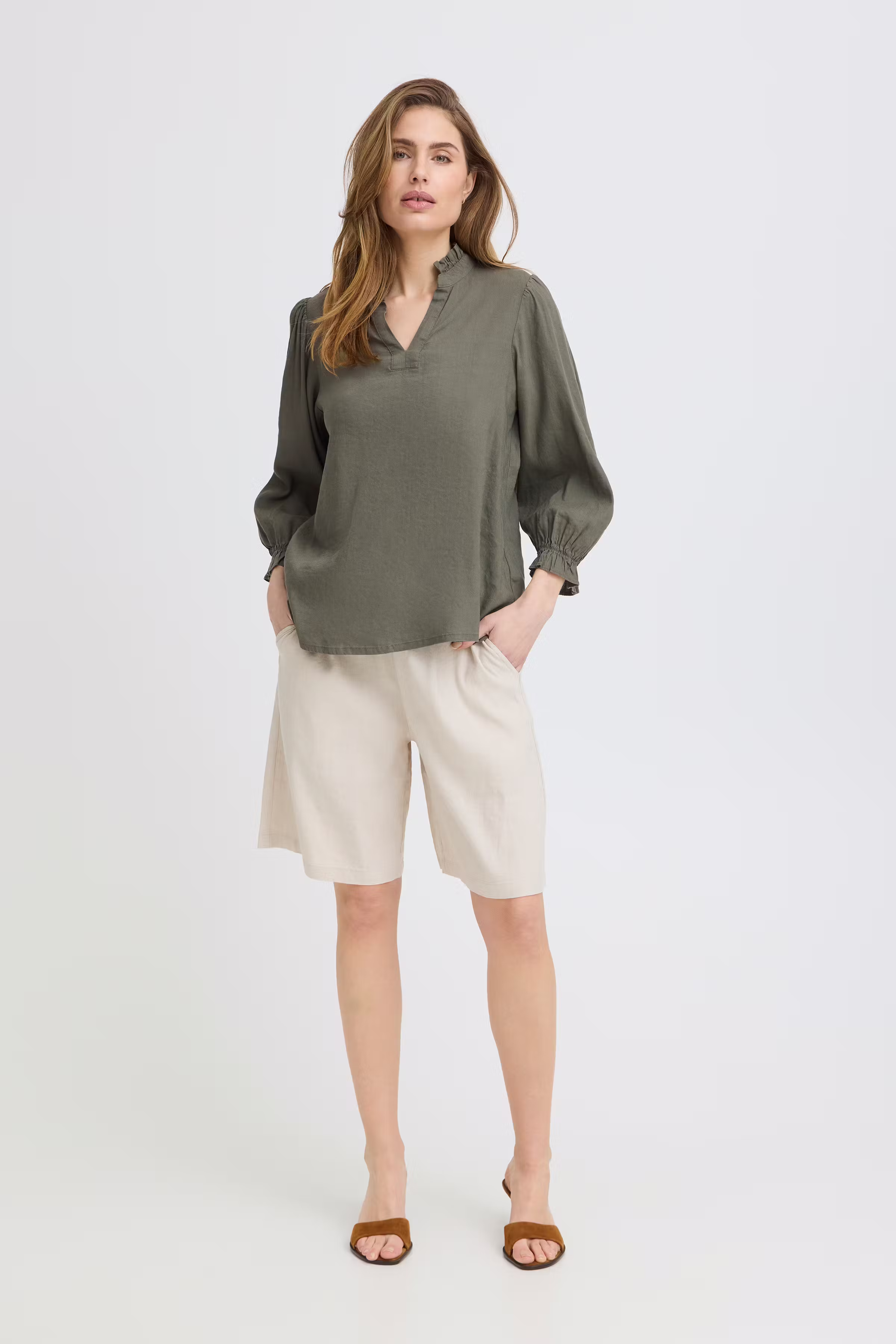 PZLUCA Blouse LOOKBOOK FRONT 50210428-180312