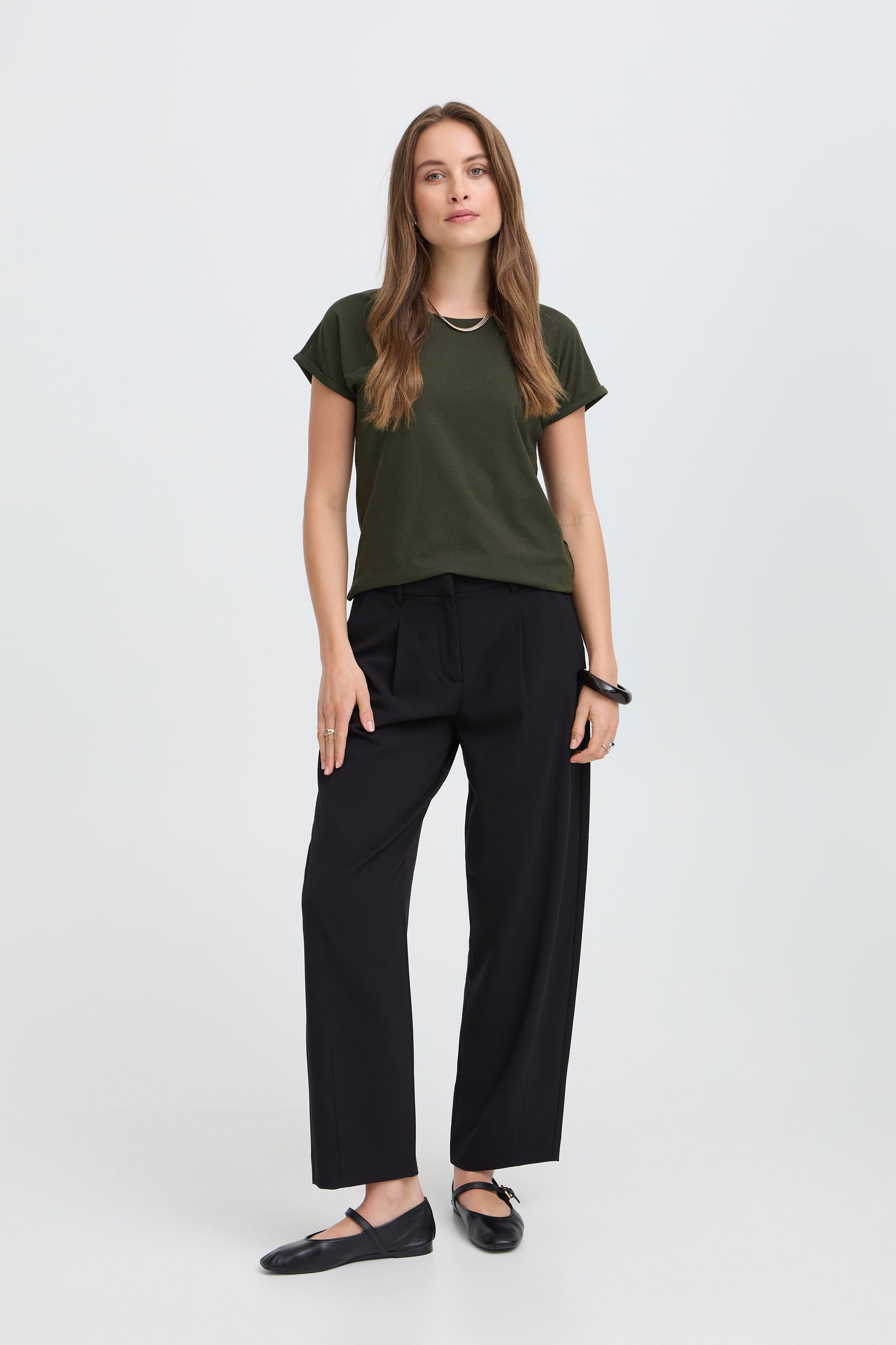 BYPamila T-shirt LOOKBOOK FRONT 20804205-190509