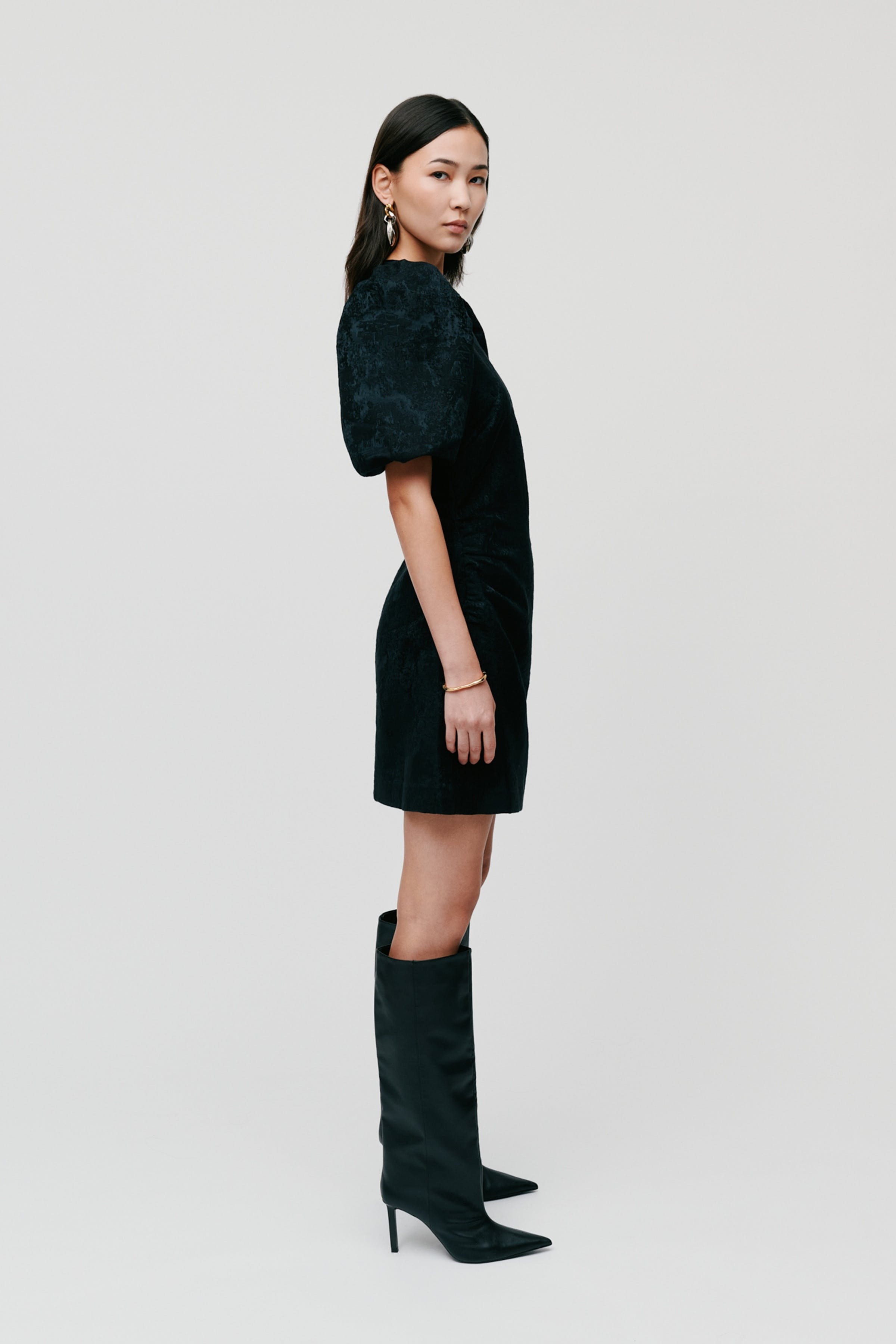 Nissa Kleid LOOKBOOK FRONT 30600539-BK999