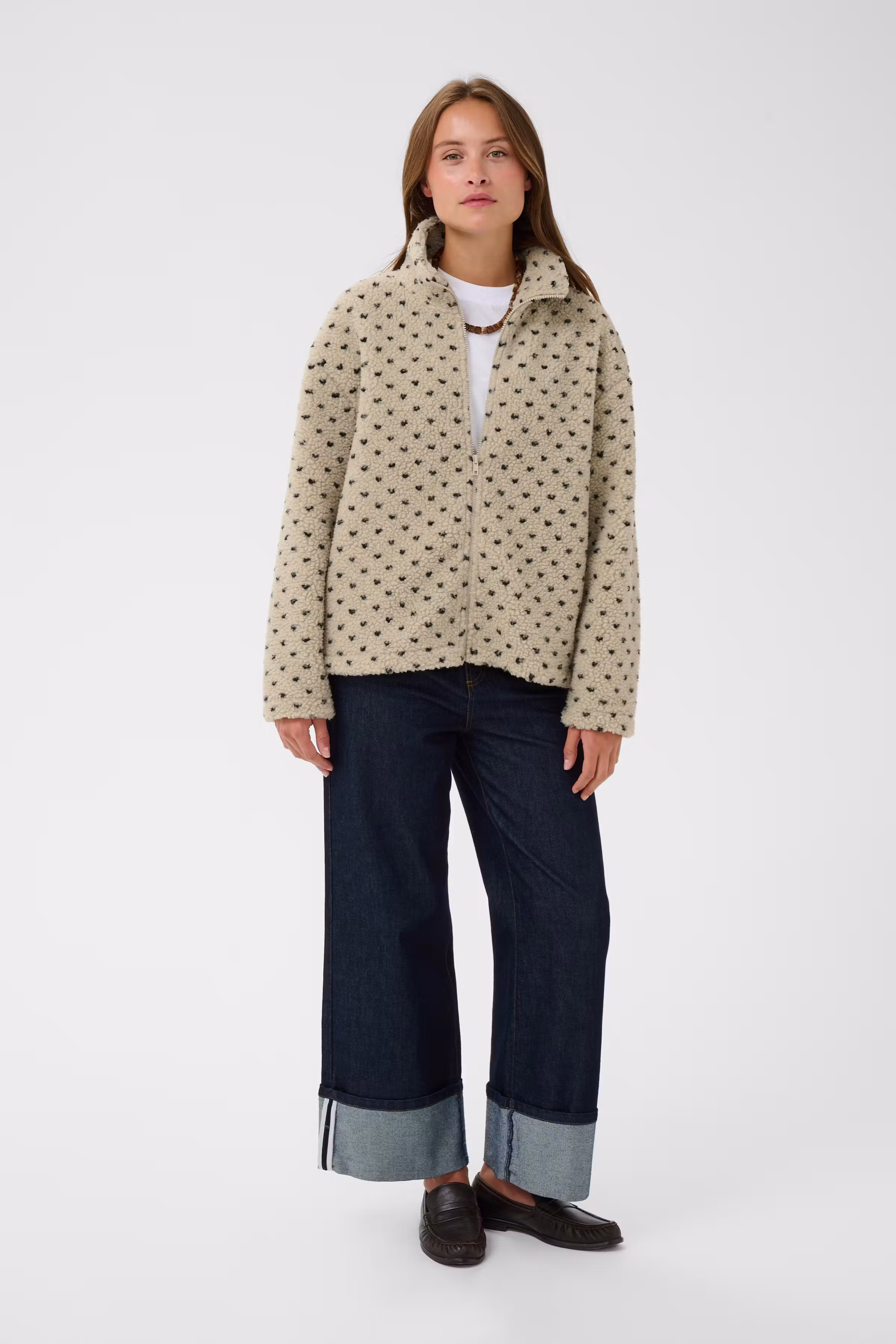 TuviaSZ Outerwear LOOKBOOK FRONT 30515780-305633