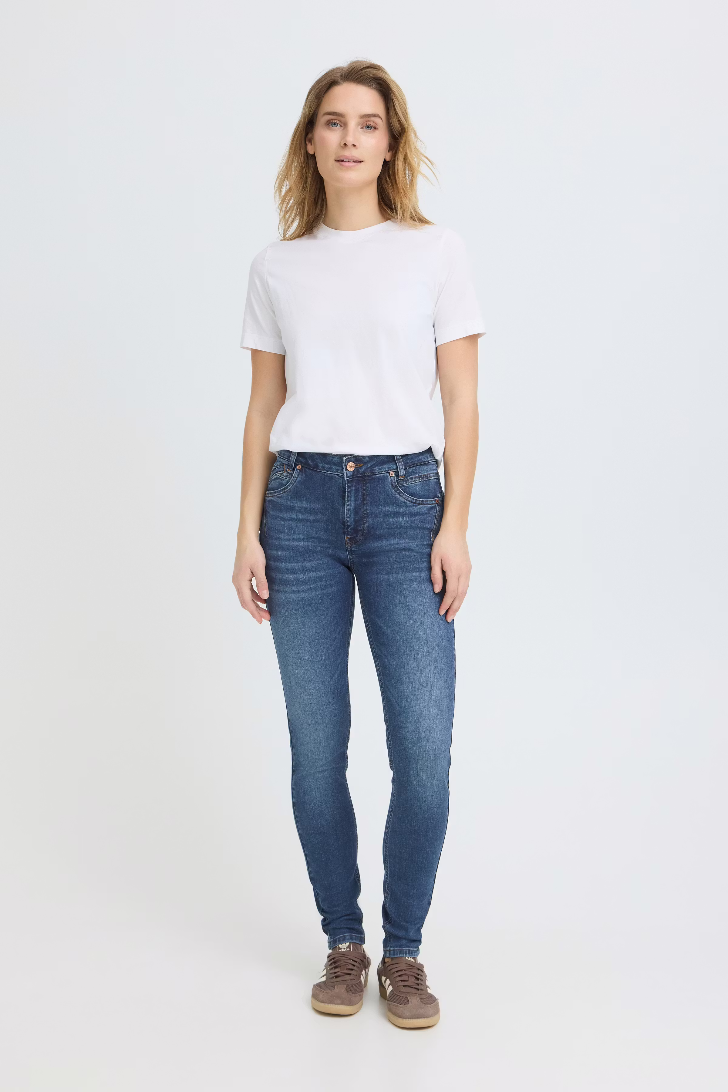 PZCARMEN HW Jeans Skinny Leg LOOKBOOK FRONT 50204829-200002