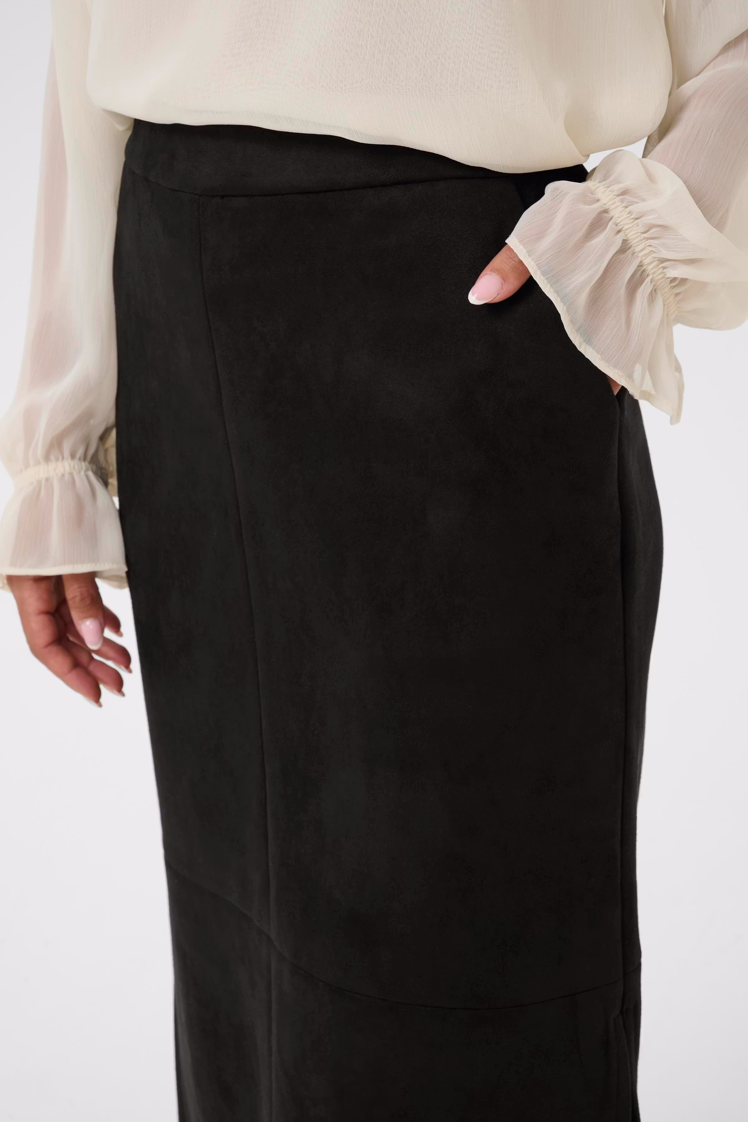 CRCanna Skirt LOOKBOOK DETAIL 10614463-100120