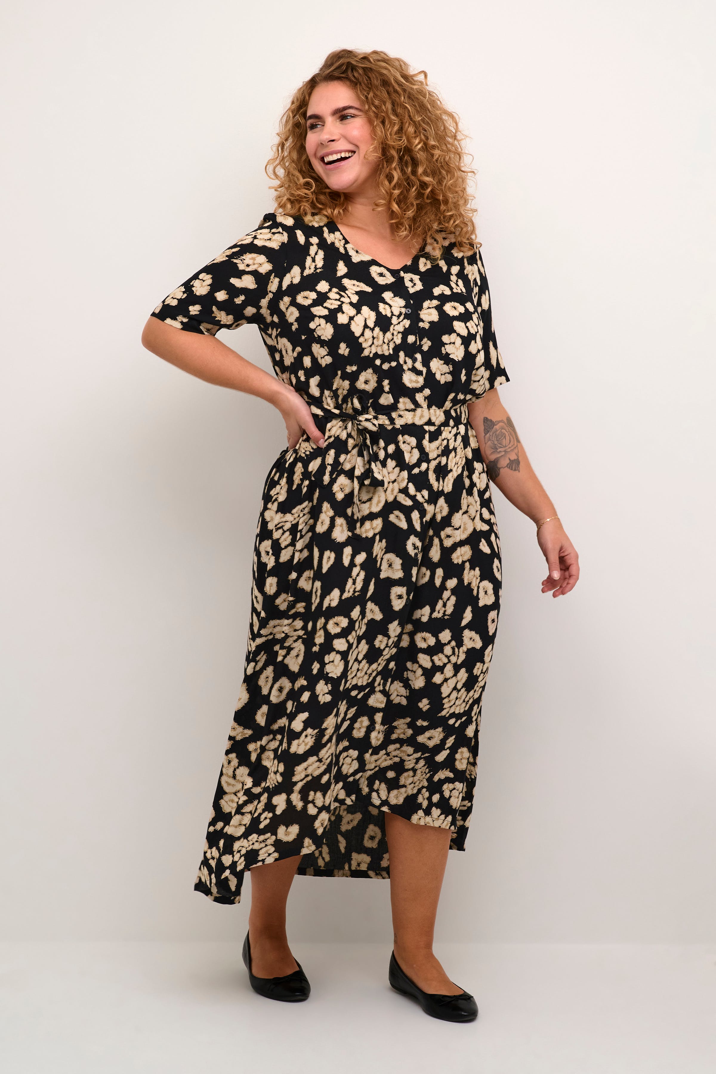 KCbella Kjole LOOKBOOK FRONT 10582487-106181