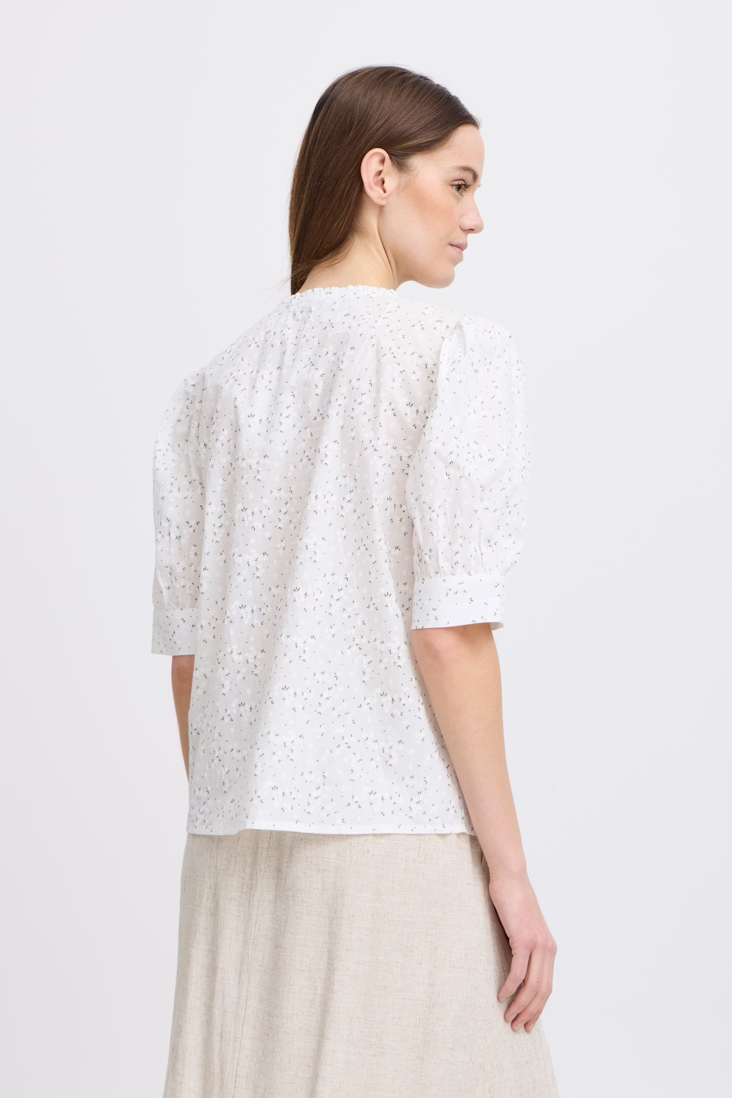 BYJAKAYLA Blus LOOKBOOK BACK 20814923-202911