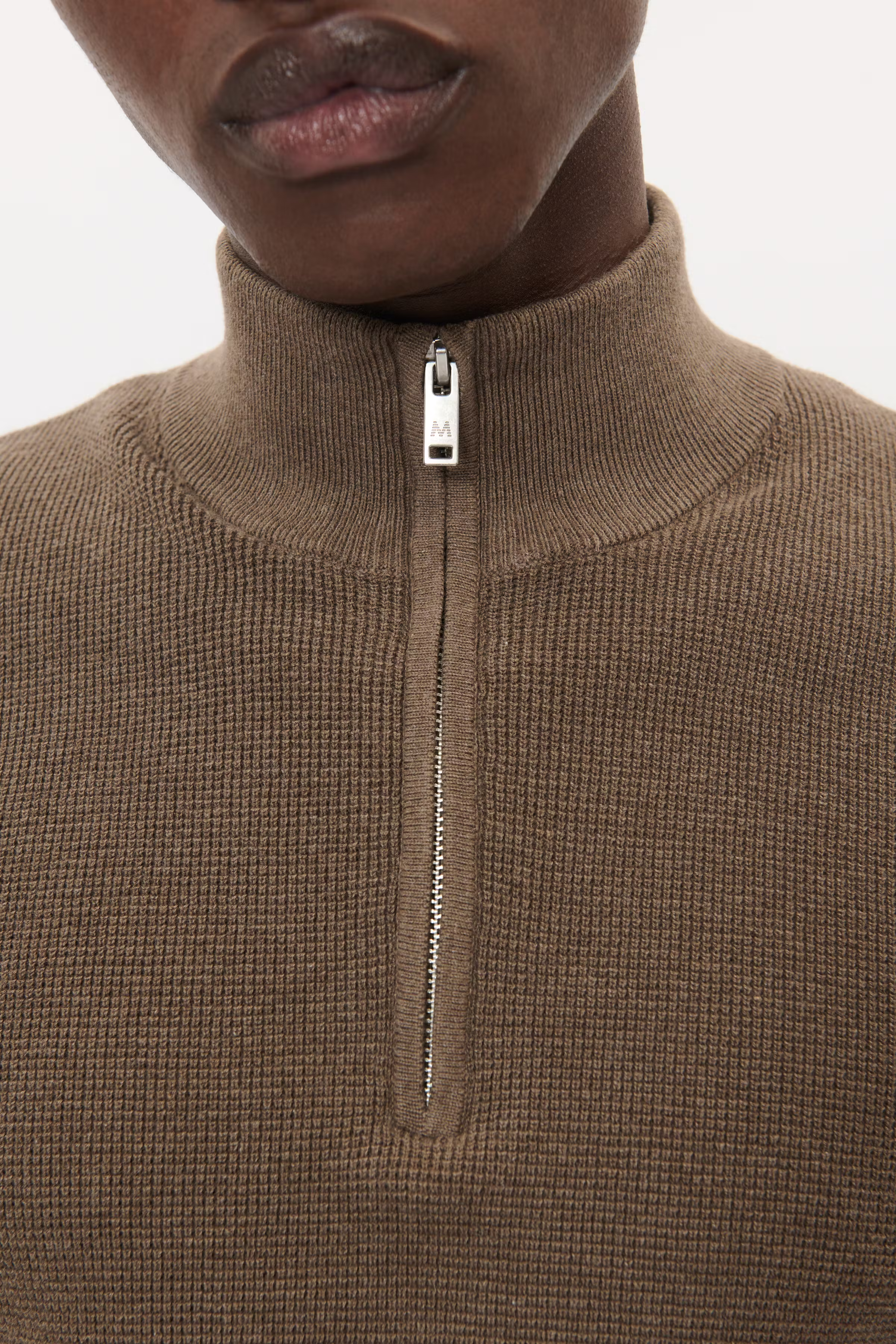 MAlagoon Half-Zip Pullover LOOKBOOK DETAIL 30207192-1908081