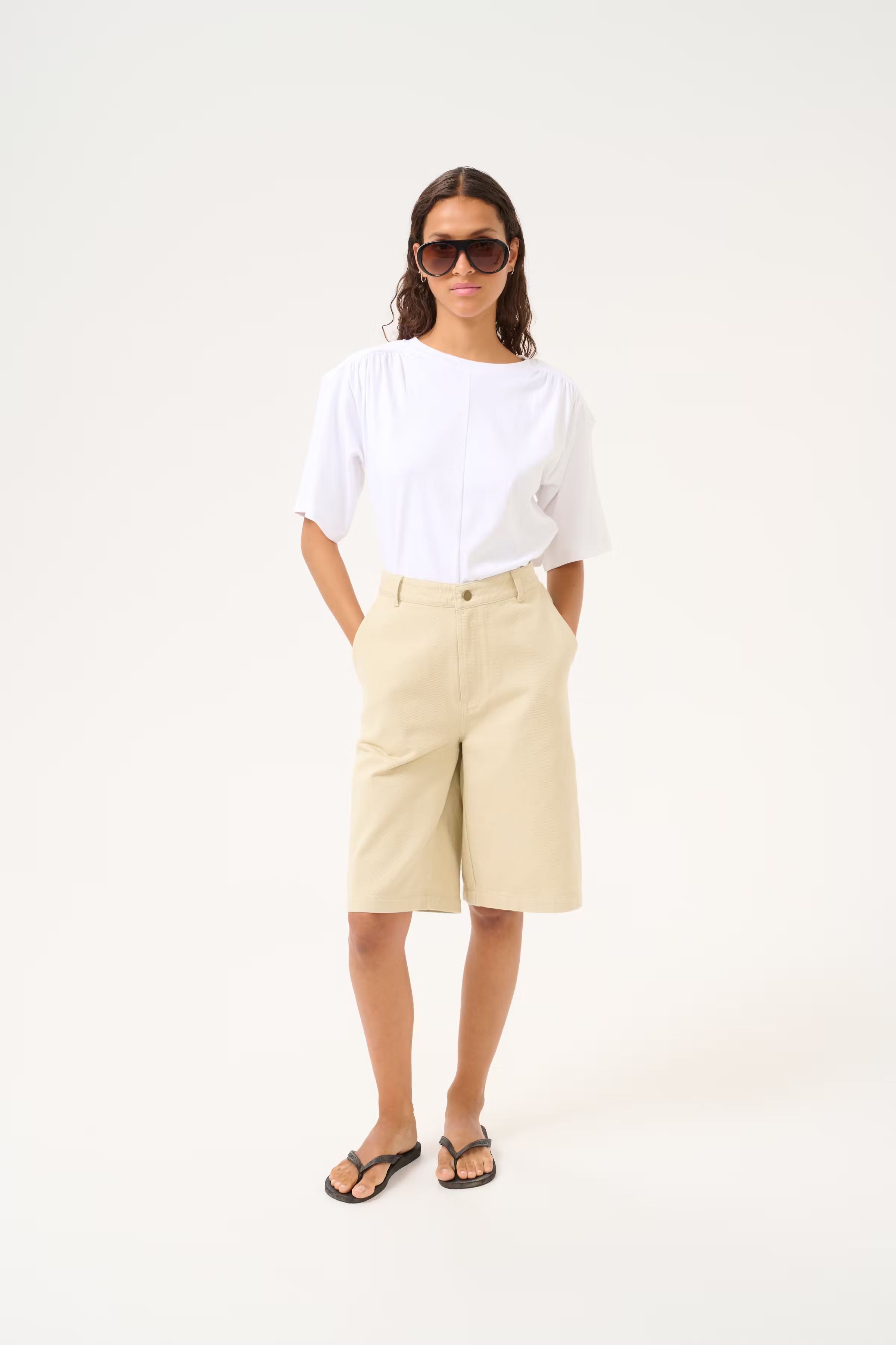 KBVary T-shirt LOOKBOOK DETAIL 10105484-110601