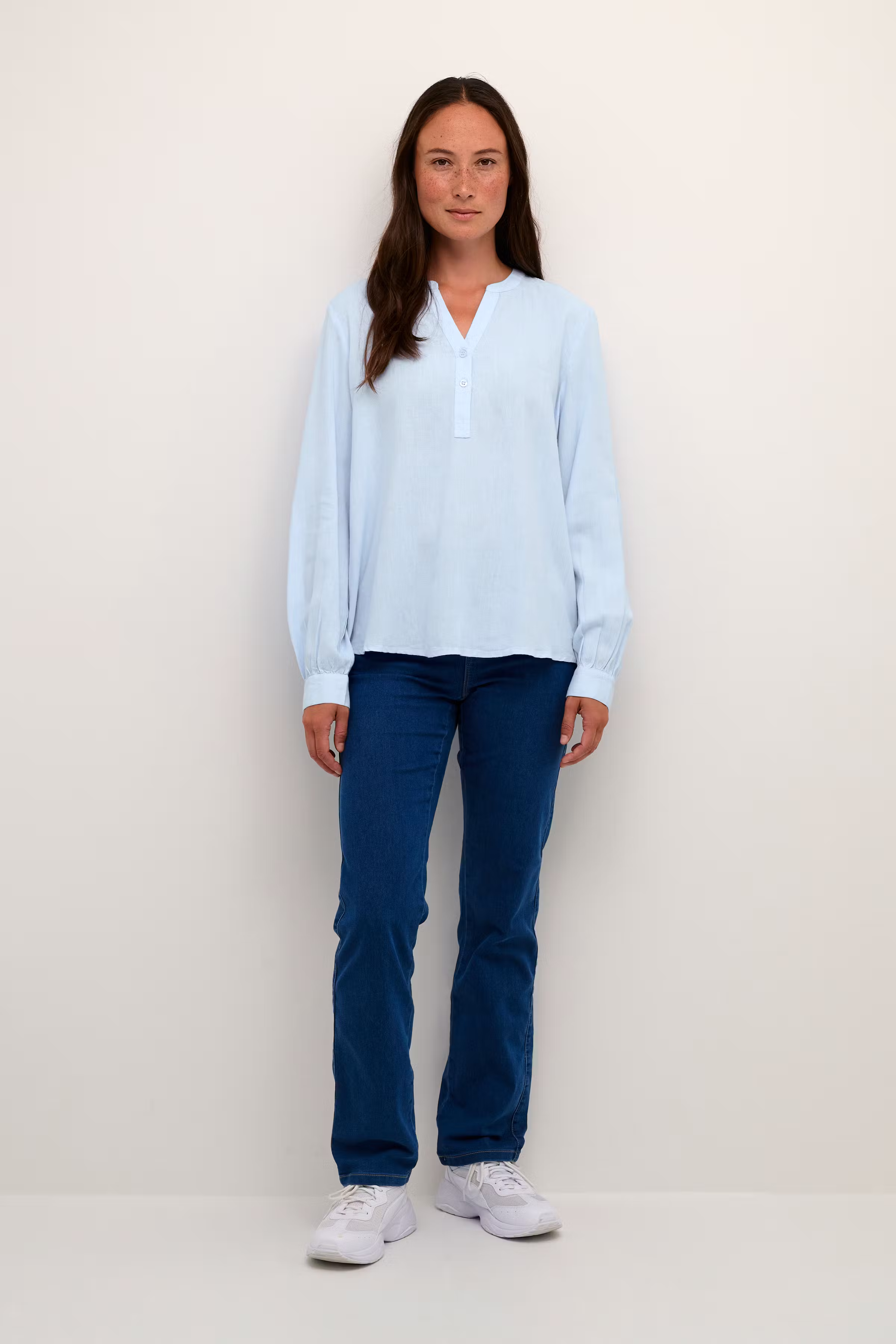 KAmilia Hørbluse LOOKBOOK FRONT 10508313-154031