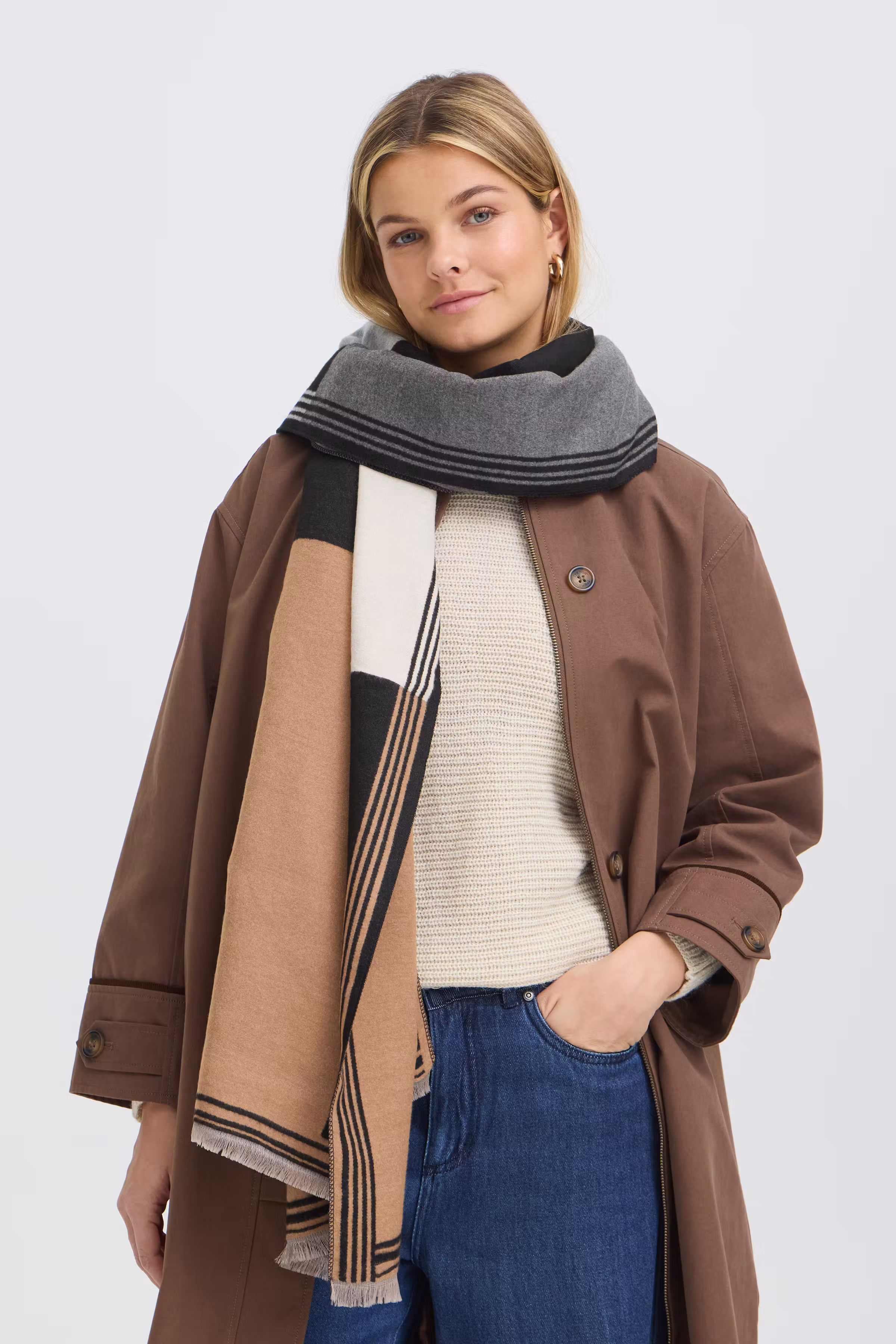FRJONAH Skjerf LOOKBOOK FRONT 20618162-900011010