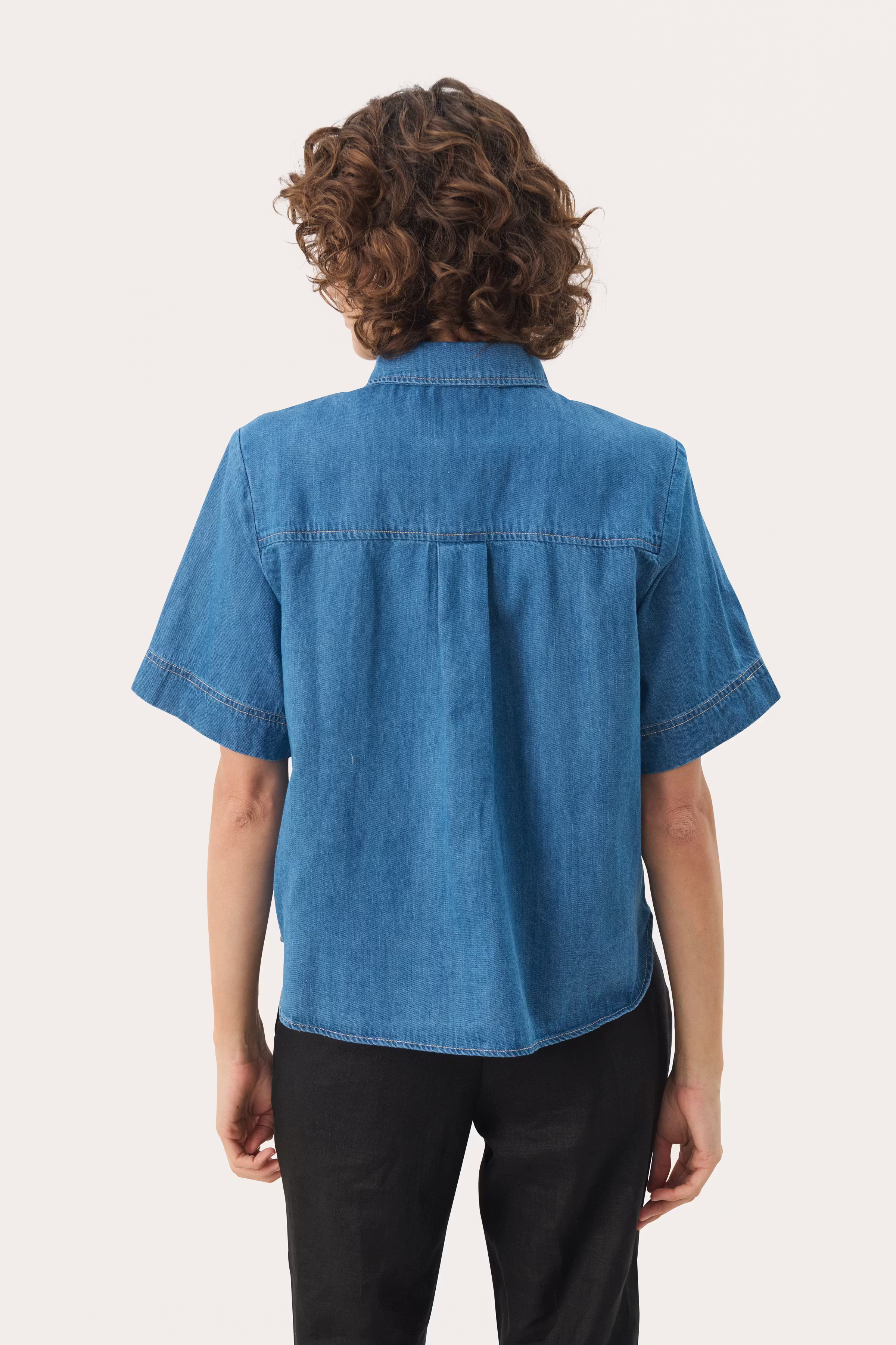 NiclaPW Shirt LOOKBOOK BACK 30309361-300156