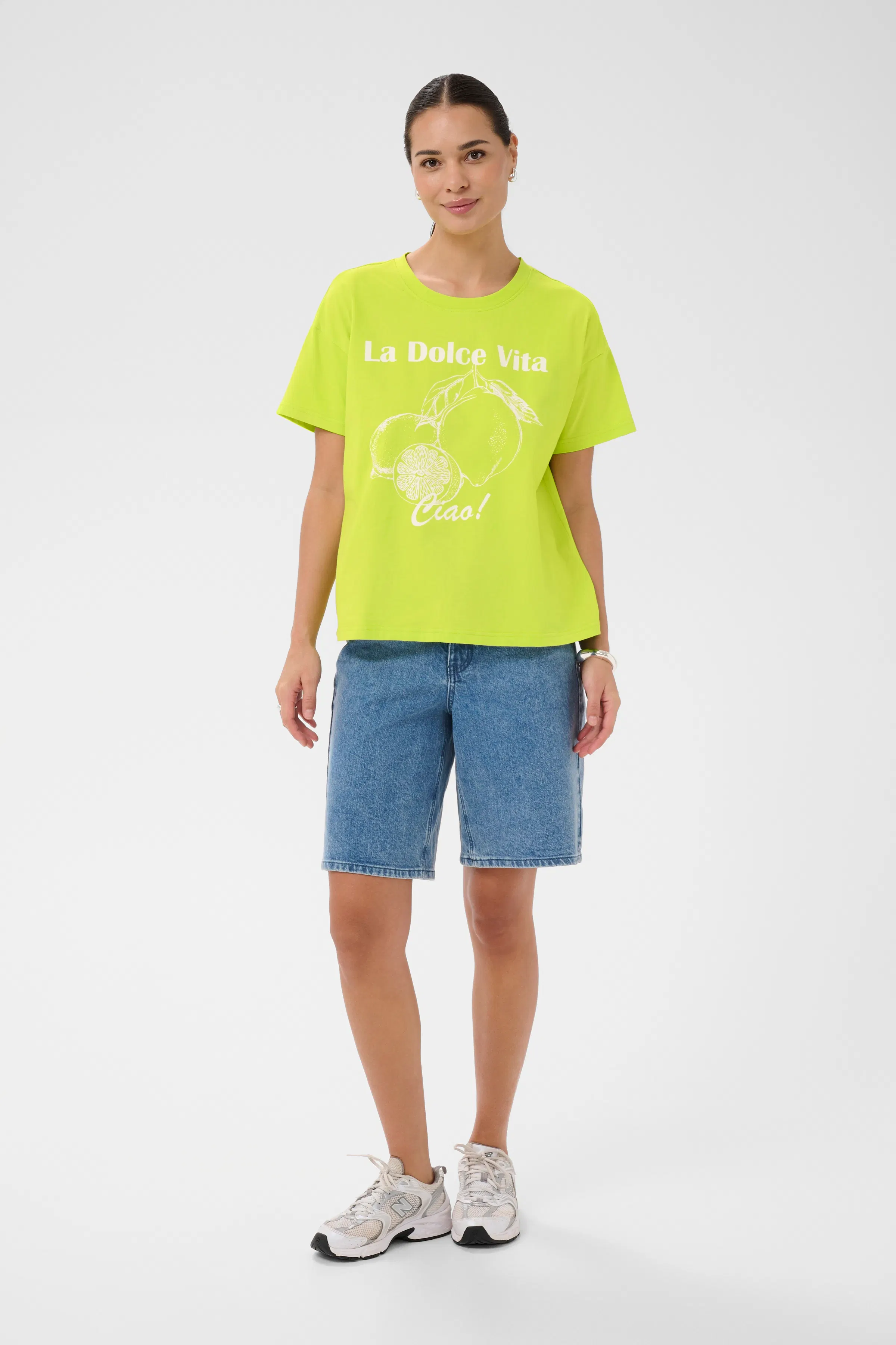 KAchelsea T-shirt LOOKBOOK FRONT 10511340-130540