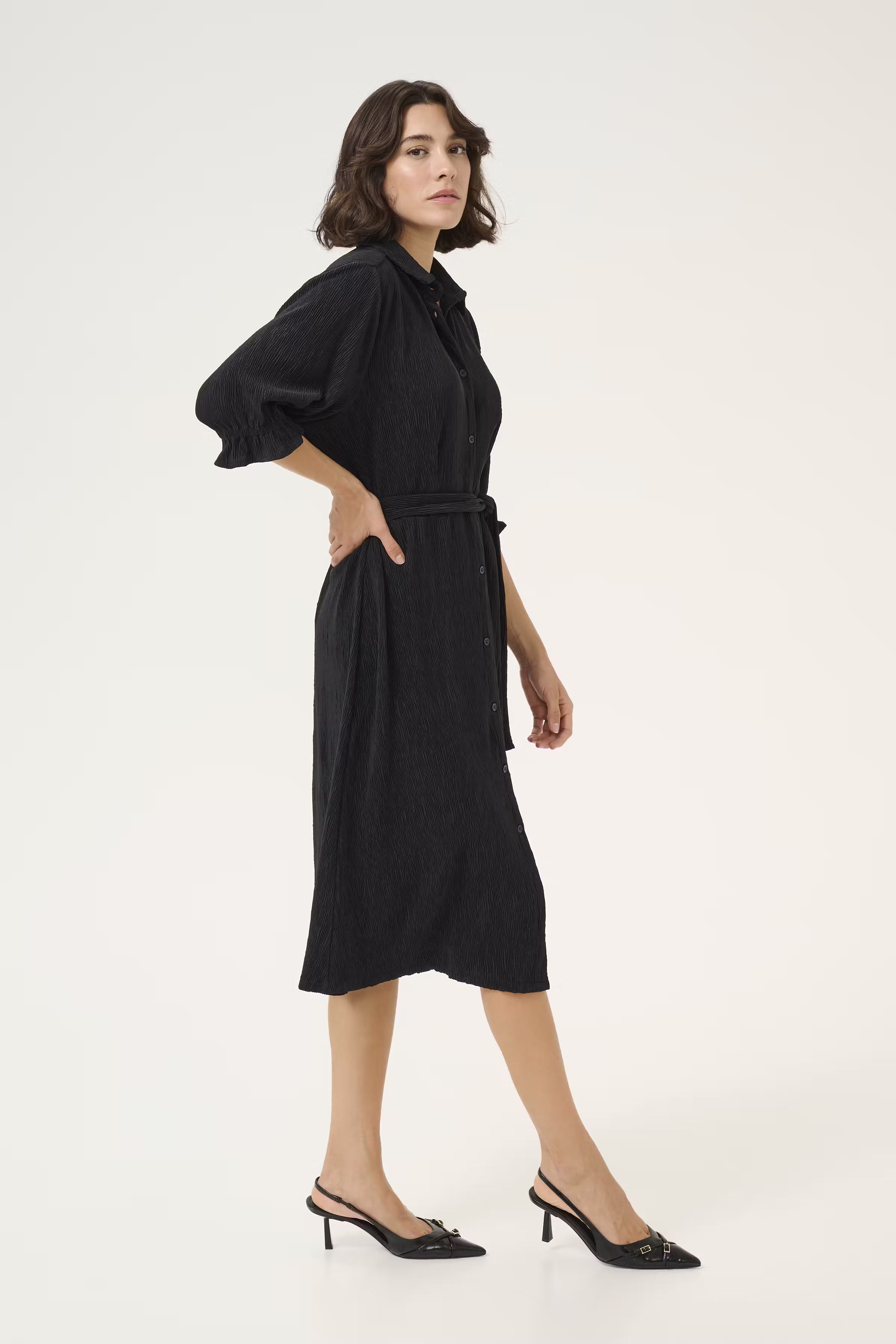 KAiben Kleid LOOKBOOK FRONT 10509804-100121