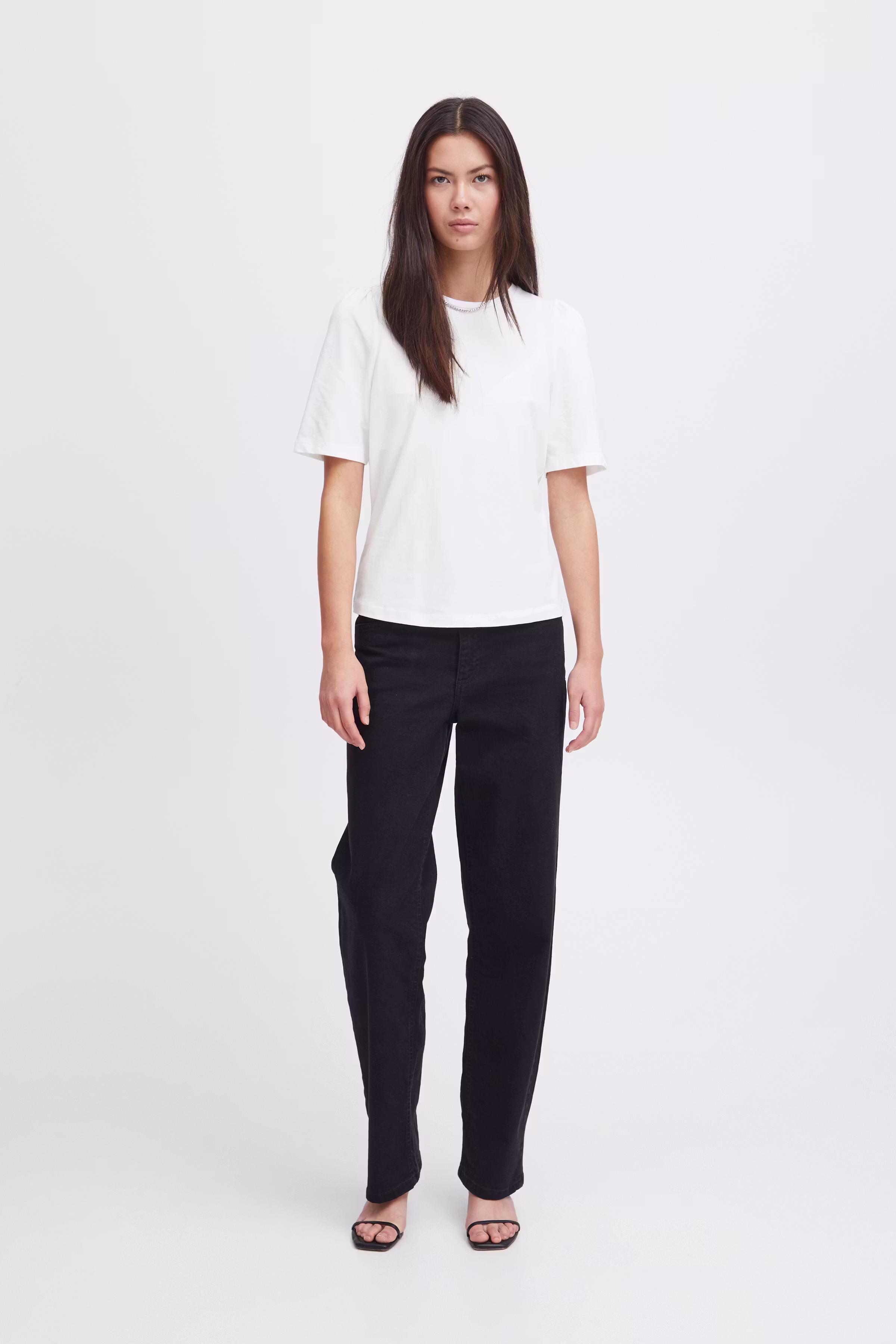 IHLILVINA T-shirt LOOKBOOK FRONT 20120325-114201