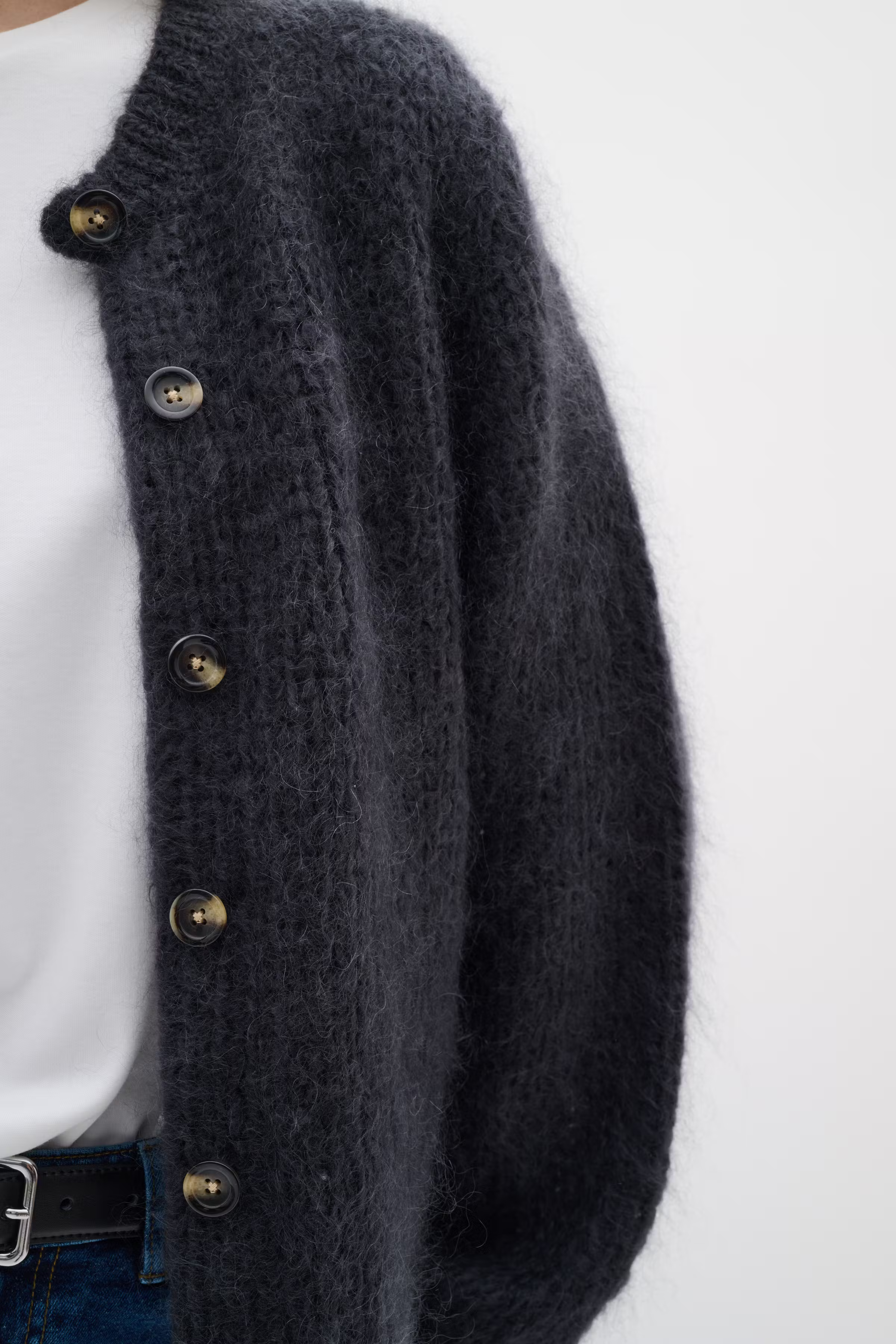 JetraIW Mohair Cardigan LOOKBOOK DETAIL 30109620-300596