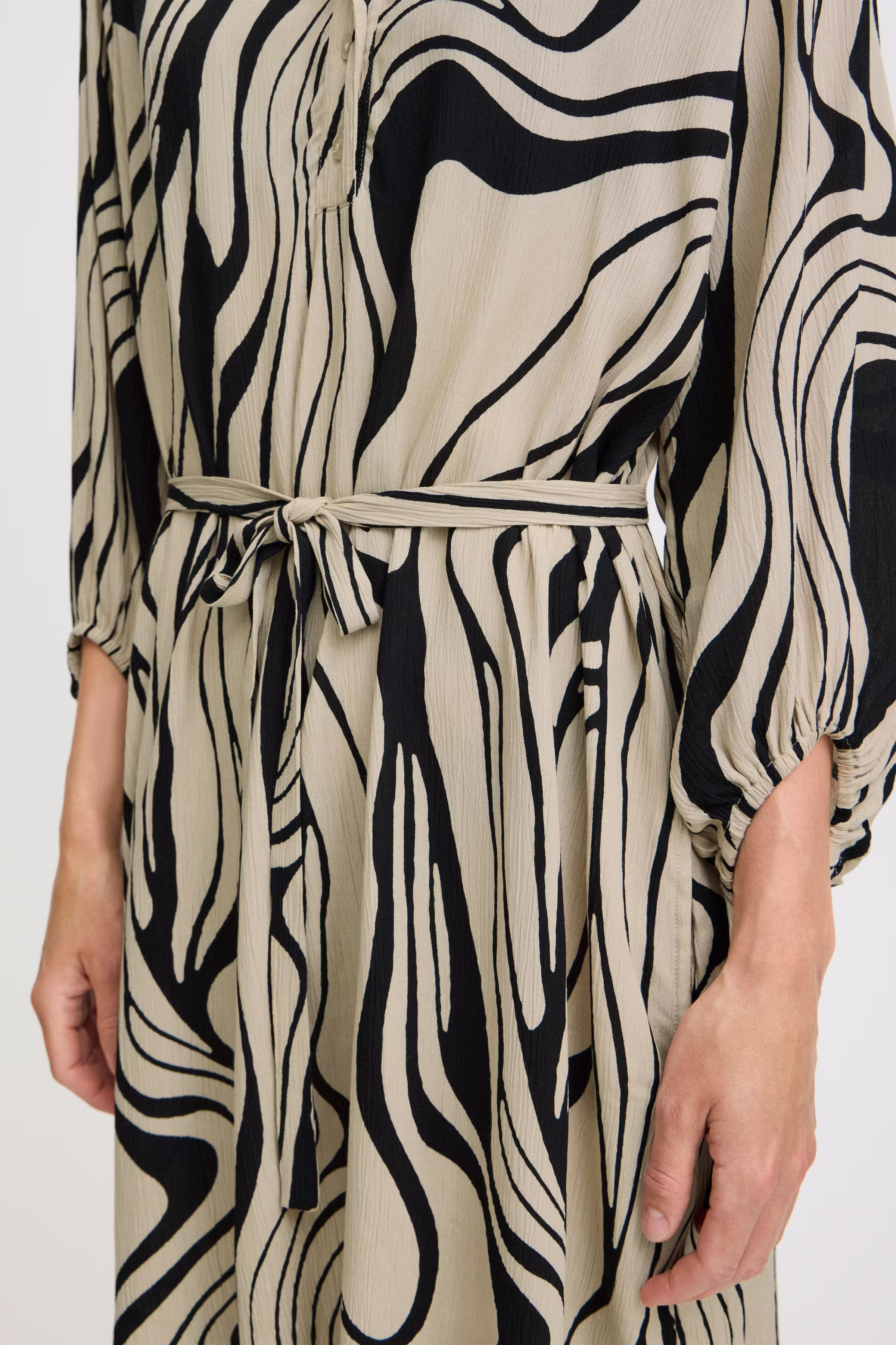 FXAVERY Jurk LOOKBOOK DETAIL 20615387-204363