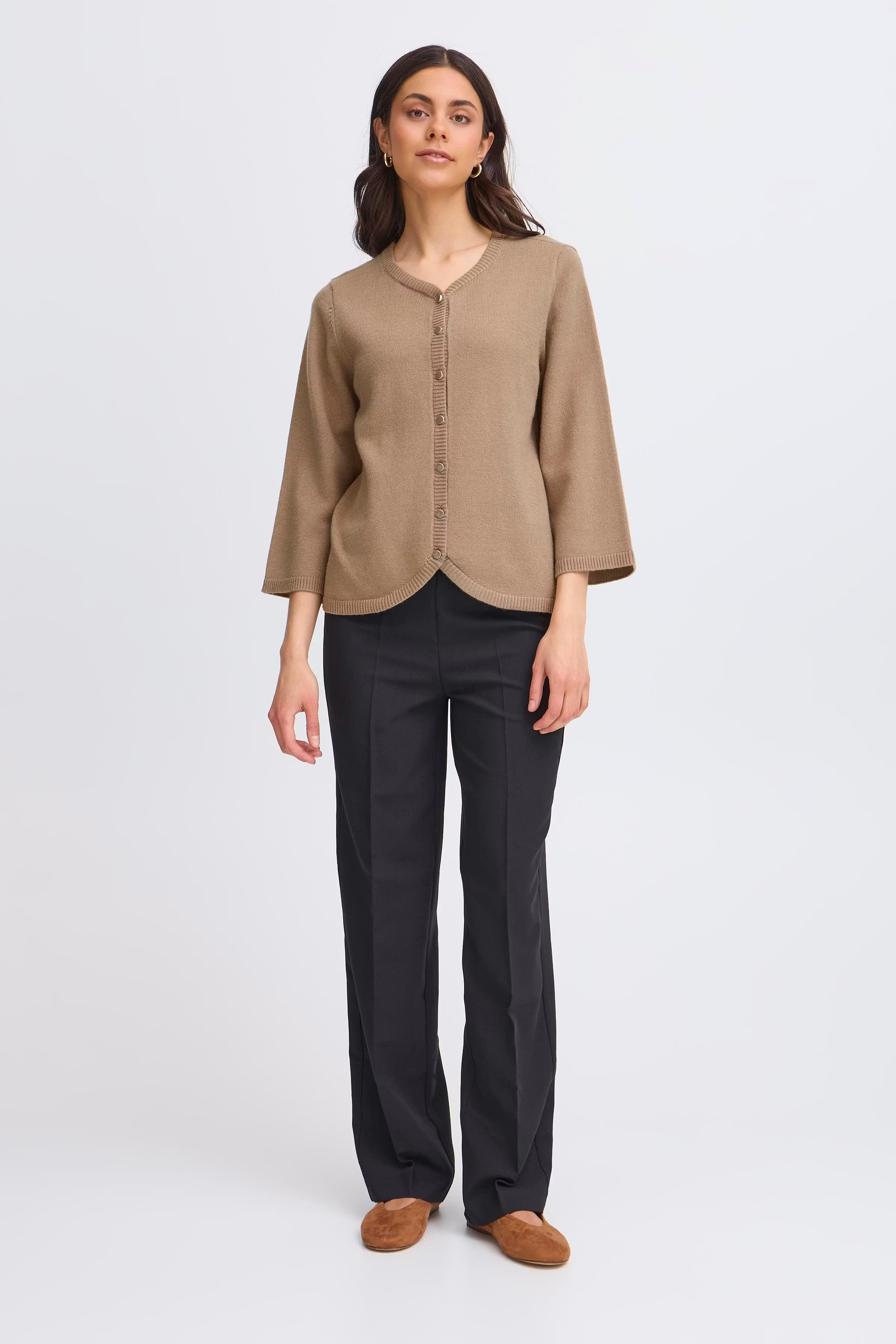 FRBITTE Cardigan LOOKBOOK FRONT 20615894-171311