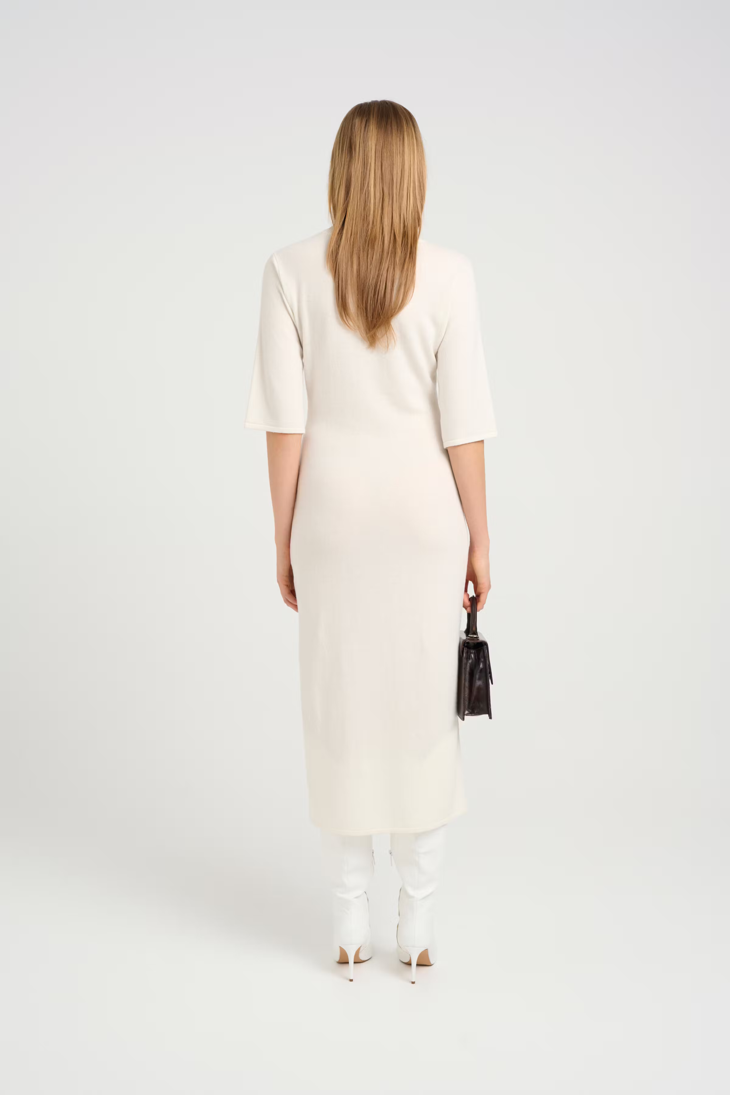 ManziGZ Kjole LOOKBOOK BACK 10909698-124300