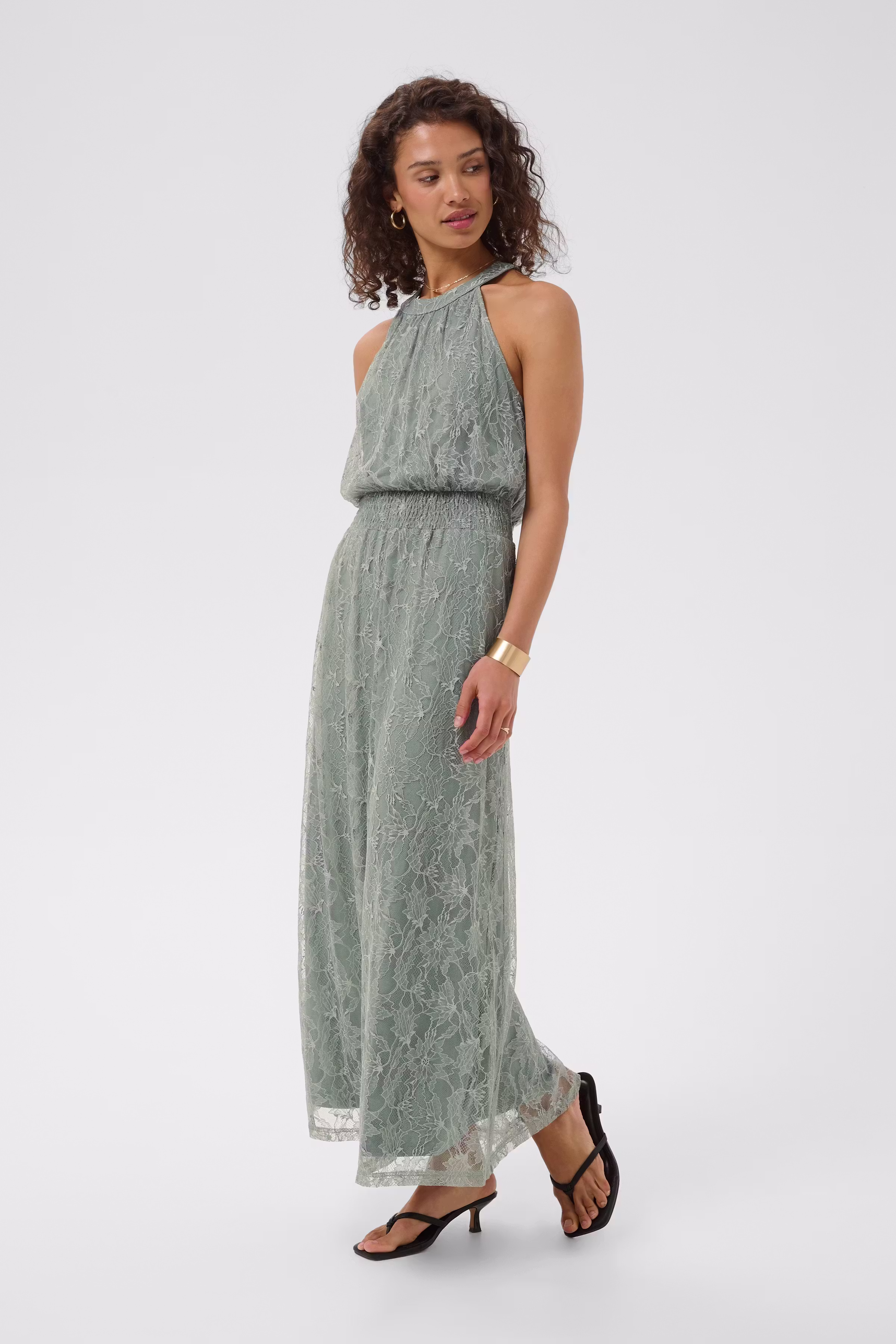 CRNira Dress LOOKBOOK FRONT 10615460-176206
