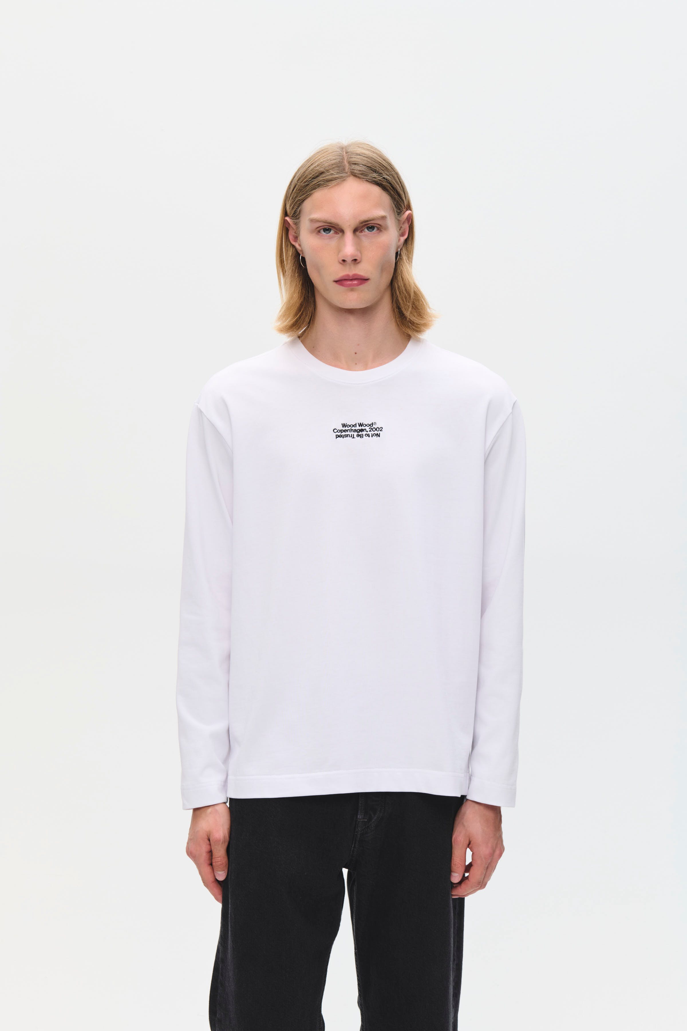 WWRyan LS T-shirt LOOKBOOK FRONT 30252262-110601