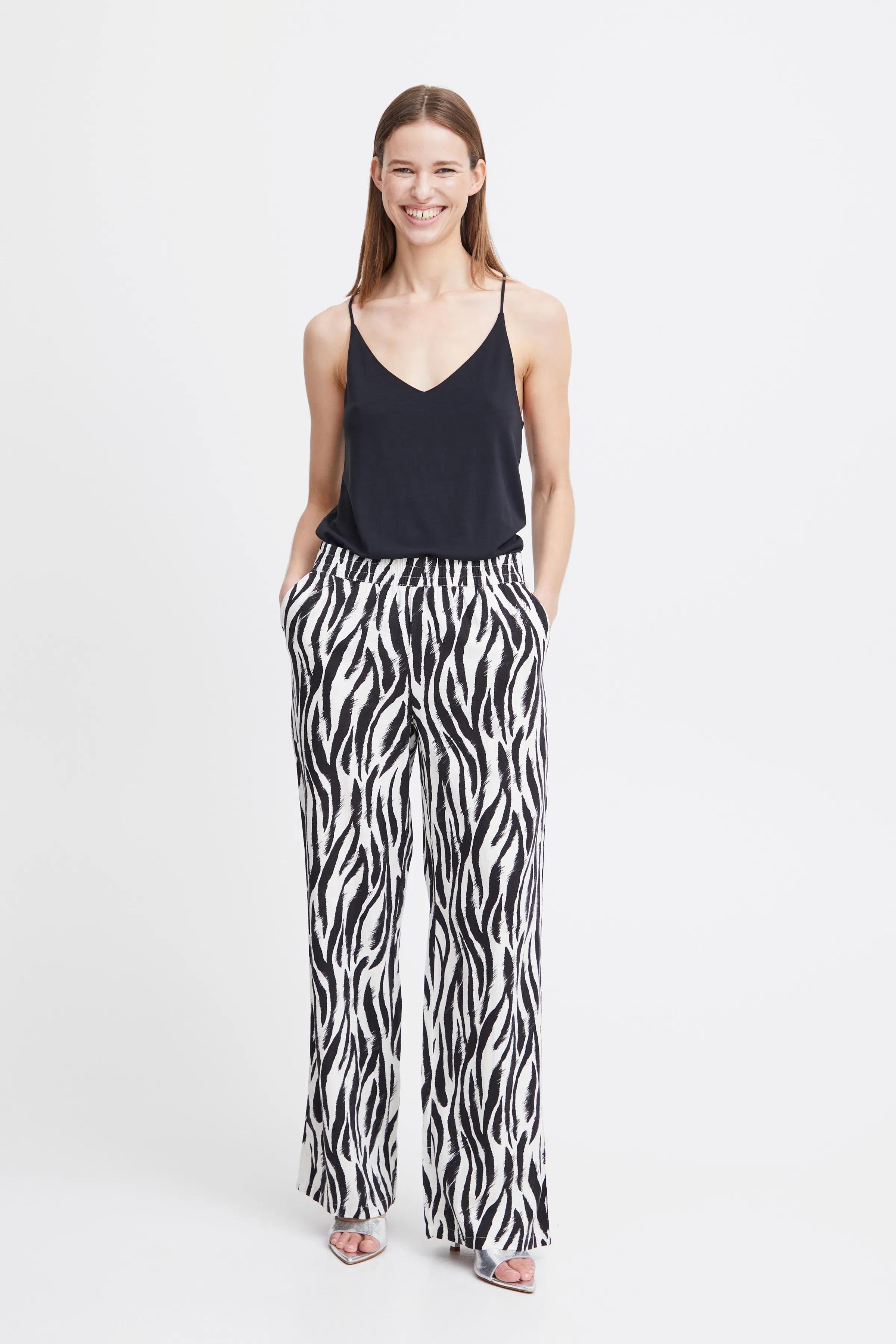 BYFALAKKA Trousers LOOKBOOK FRONT 20814563-202912
