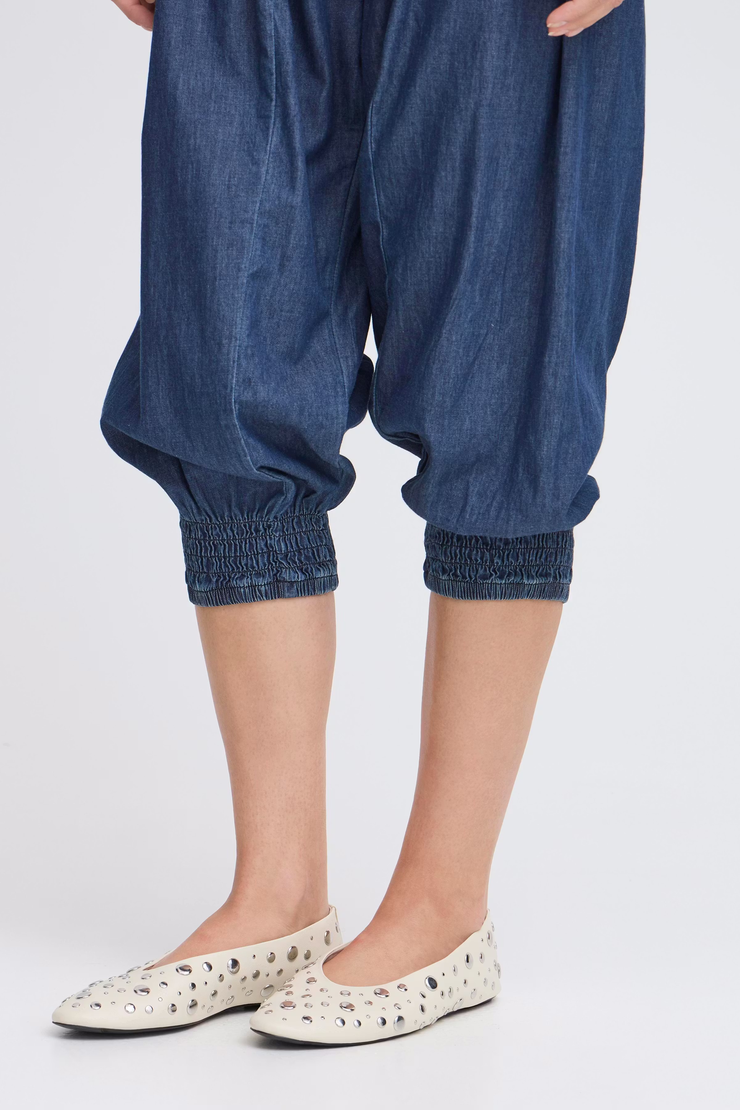 PZJILL Capri Hose LOOKBOOK DETAIL 50209217-200002