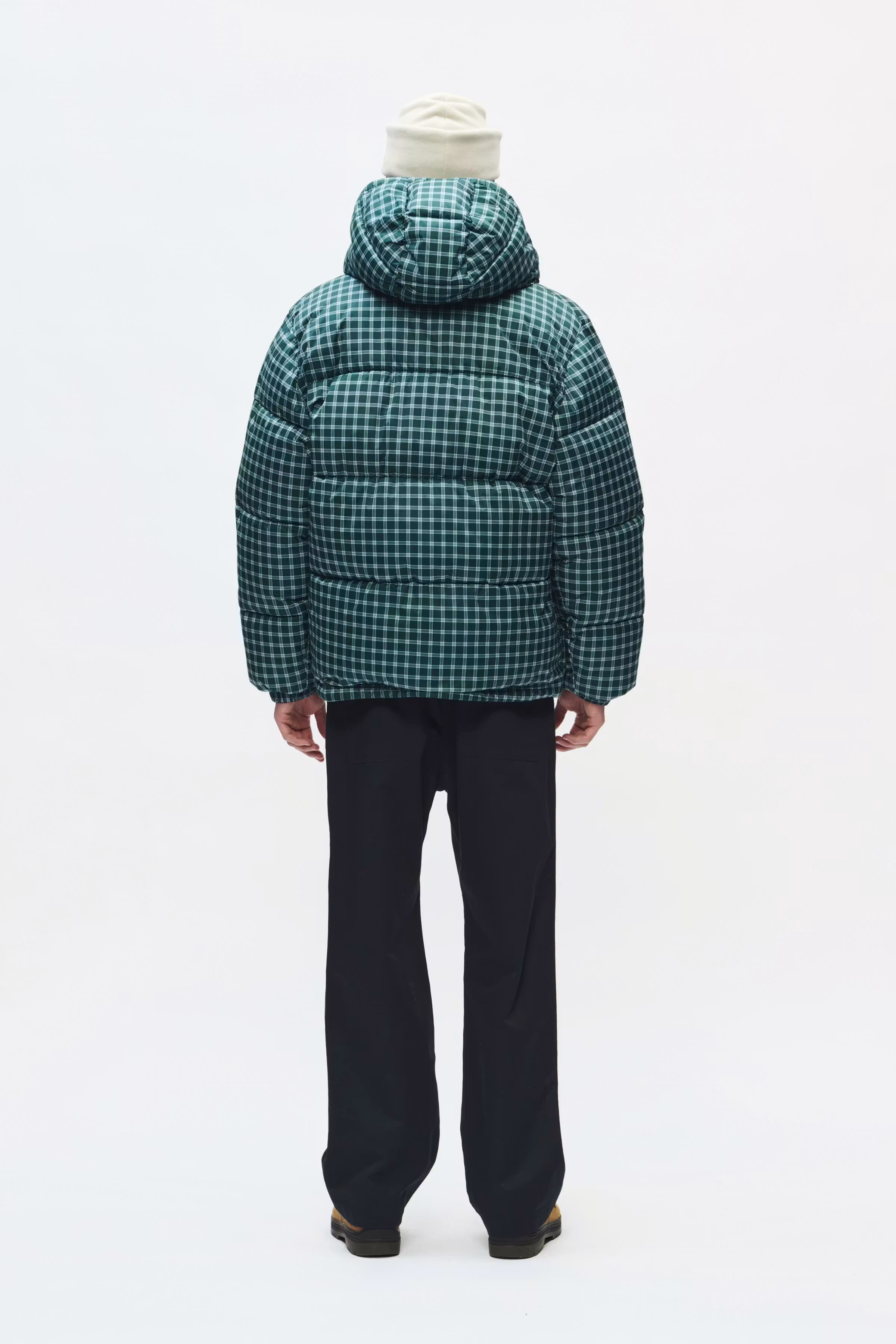 WWKai x Puffer Jacka LOOKBOOK BACK 30252285-305223