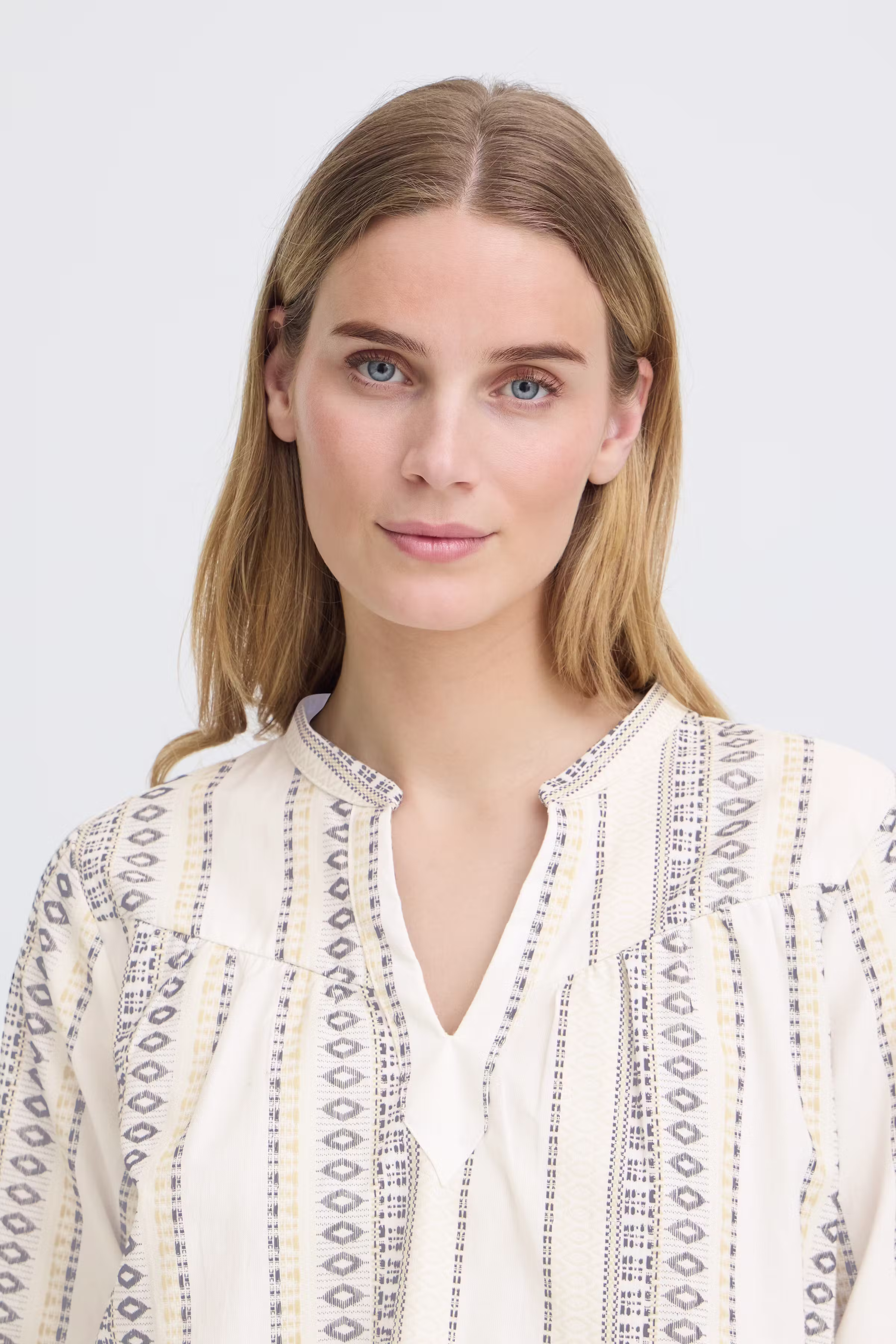 PZDITTE Bluse LOOKBOOK DETAIL 50210668-130905