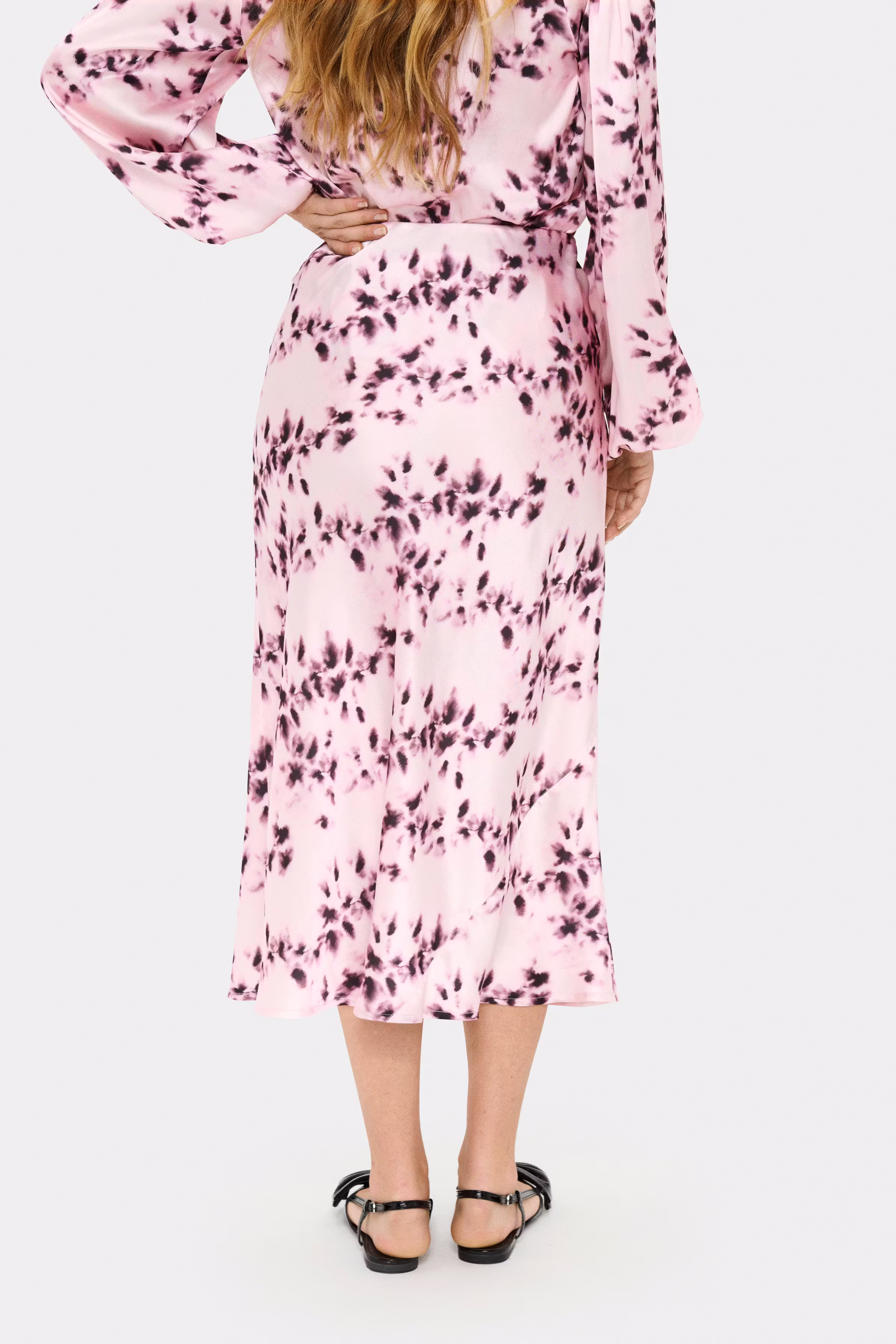 NellaSZ Skjørt LOOKBOOK BACK 30514552-304328