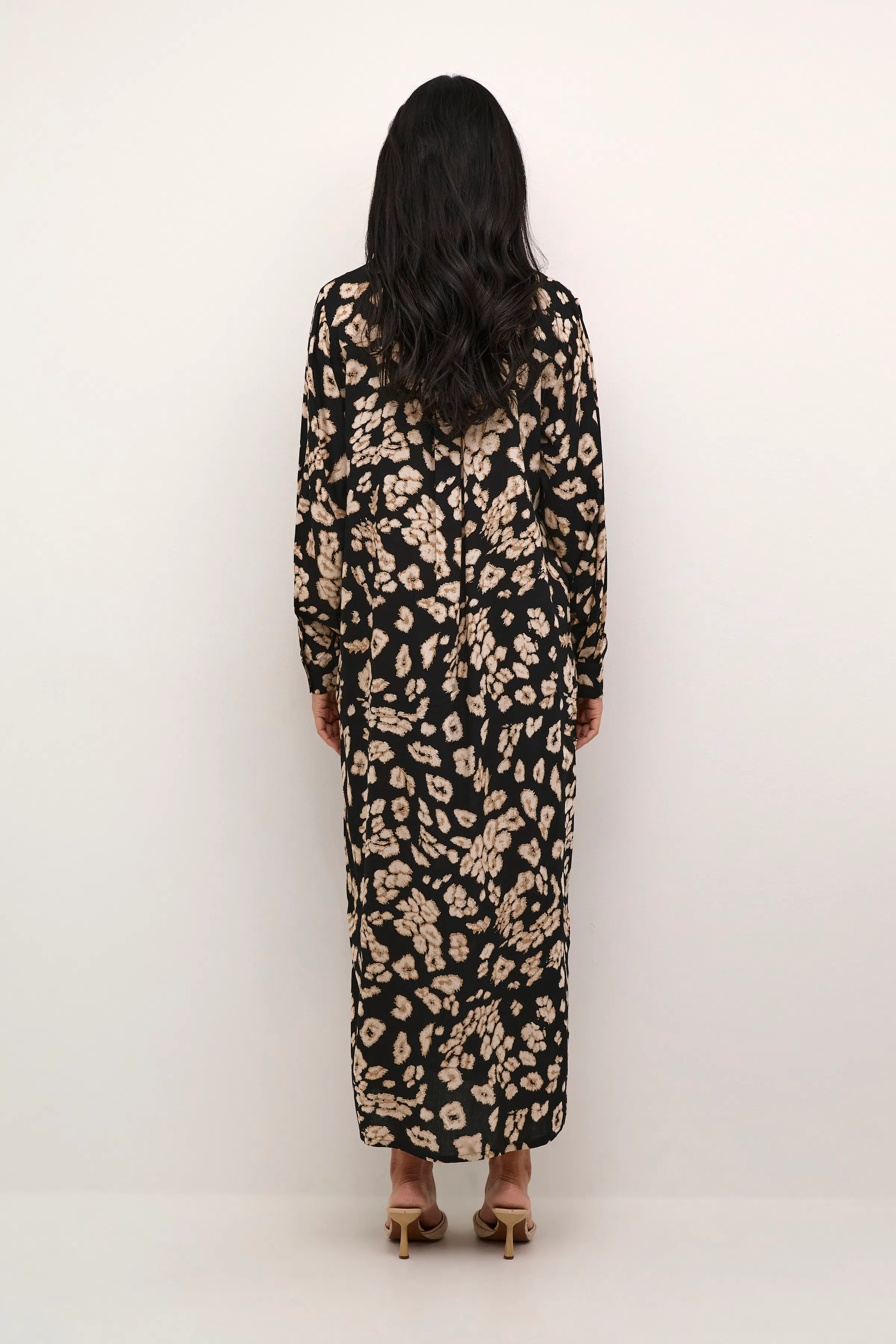 KAbeathe Kjole LOOKBOOK BACK 10508900-106181