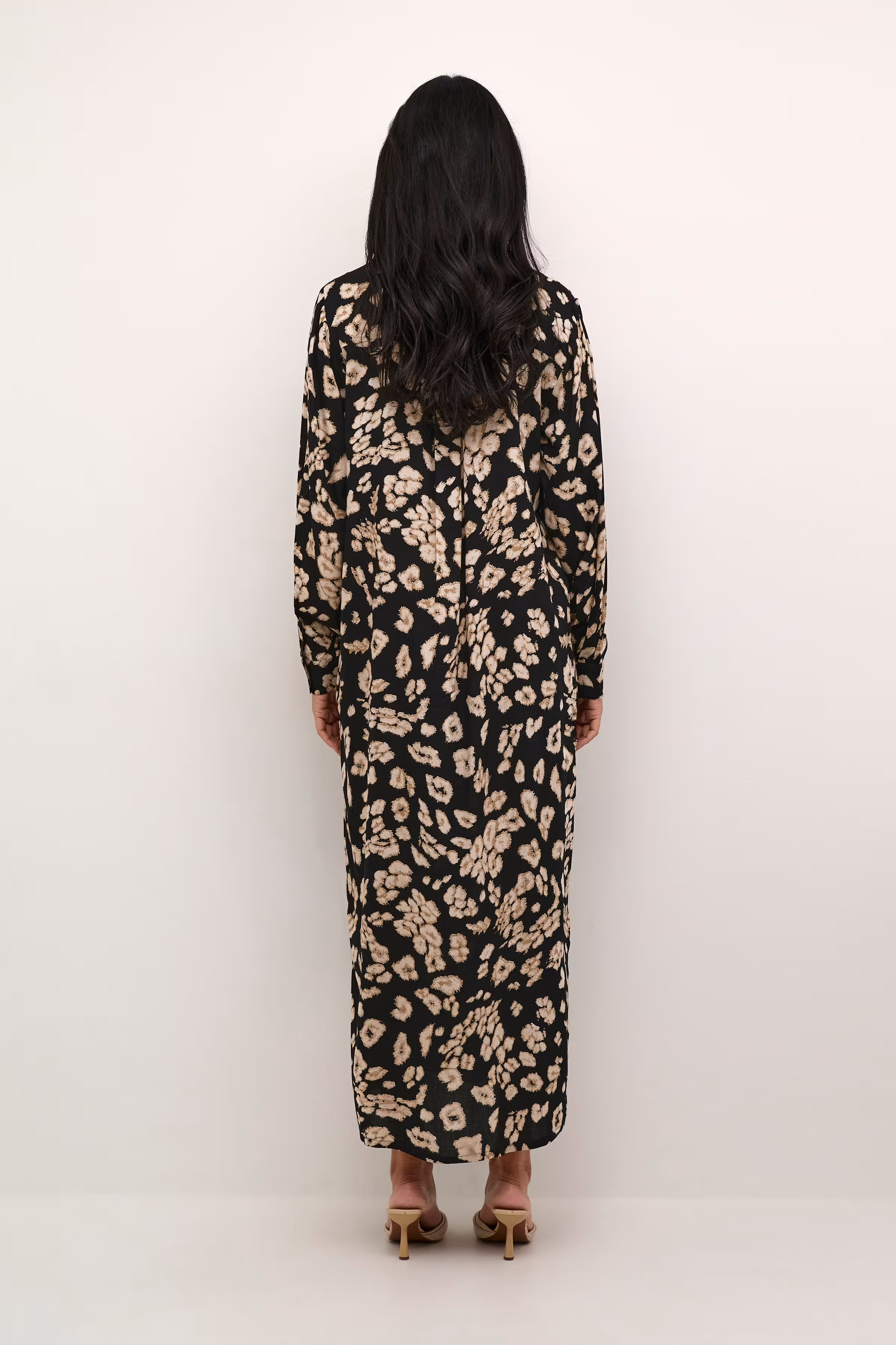 KAbeathe Kjole LOOKBOOK BACK 10508900-106181