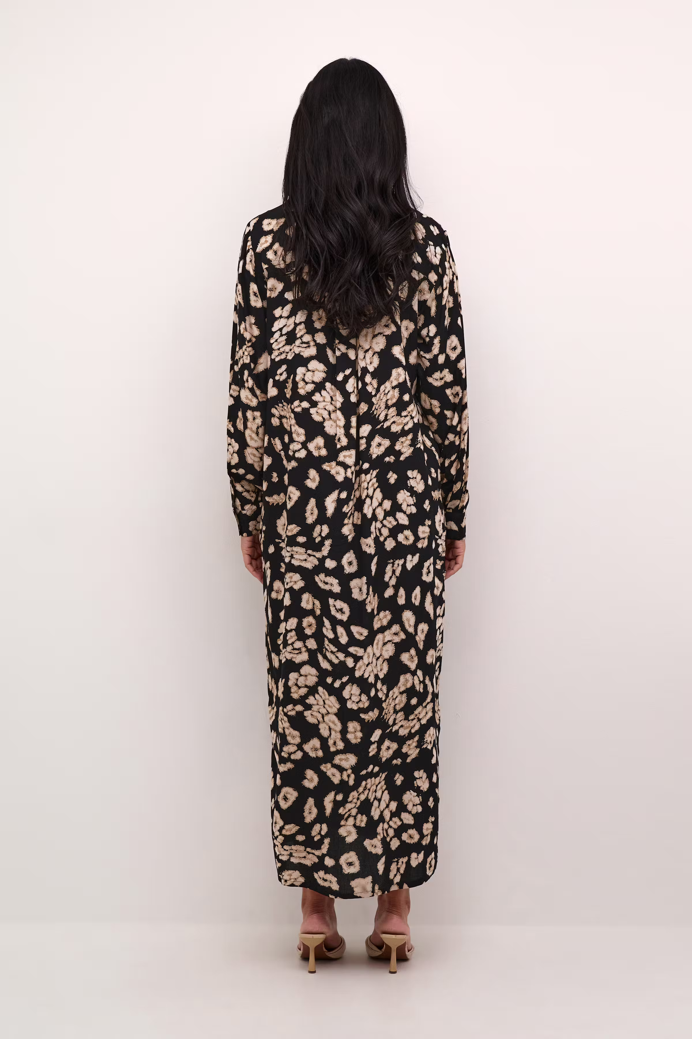 KAbeathe Kjole LOOKBOOK BACK 10508900-106181