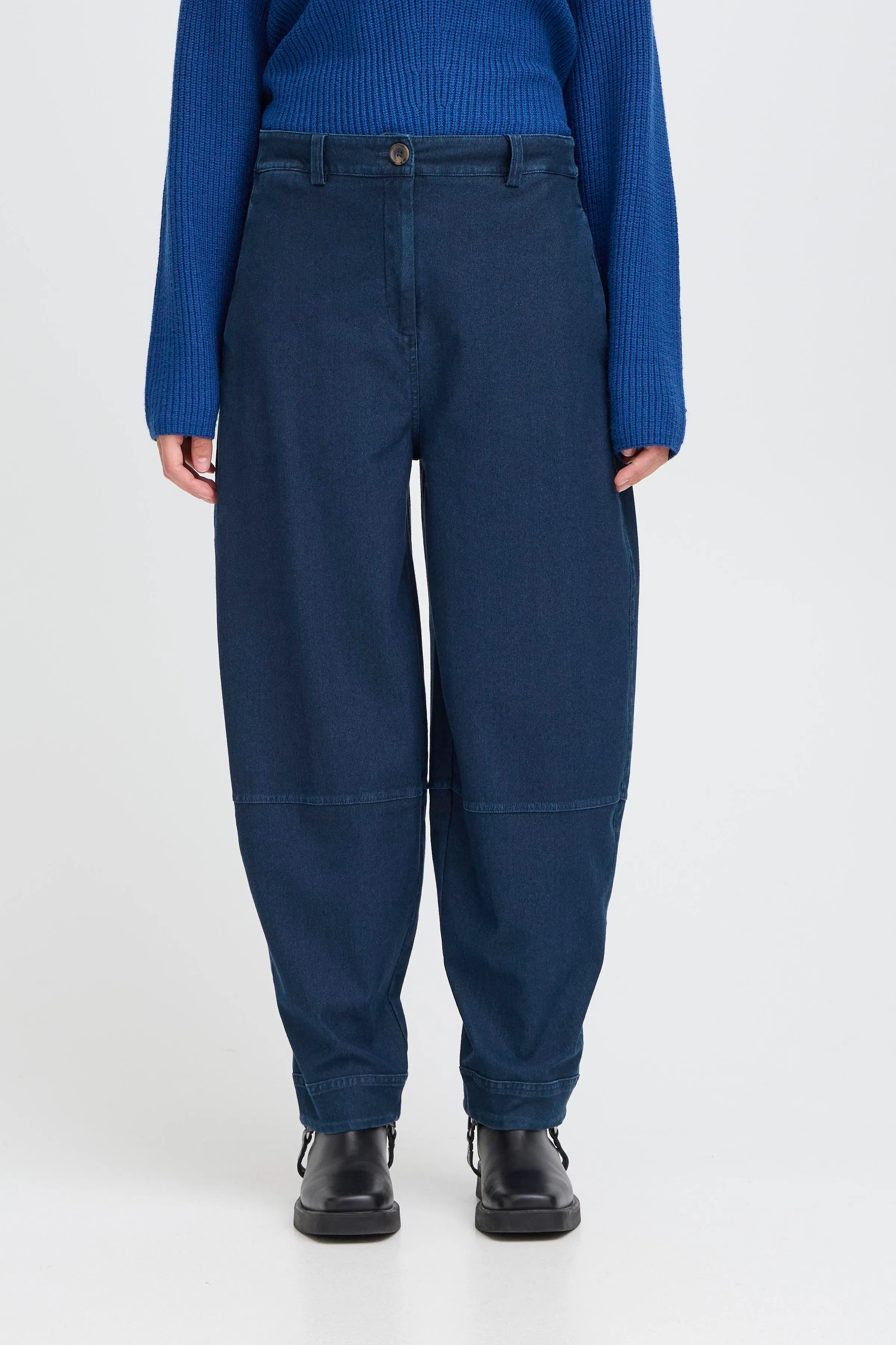 IHKATE Bukser LOOKBOOK FRONT 20124530-900000556