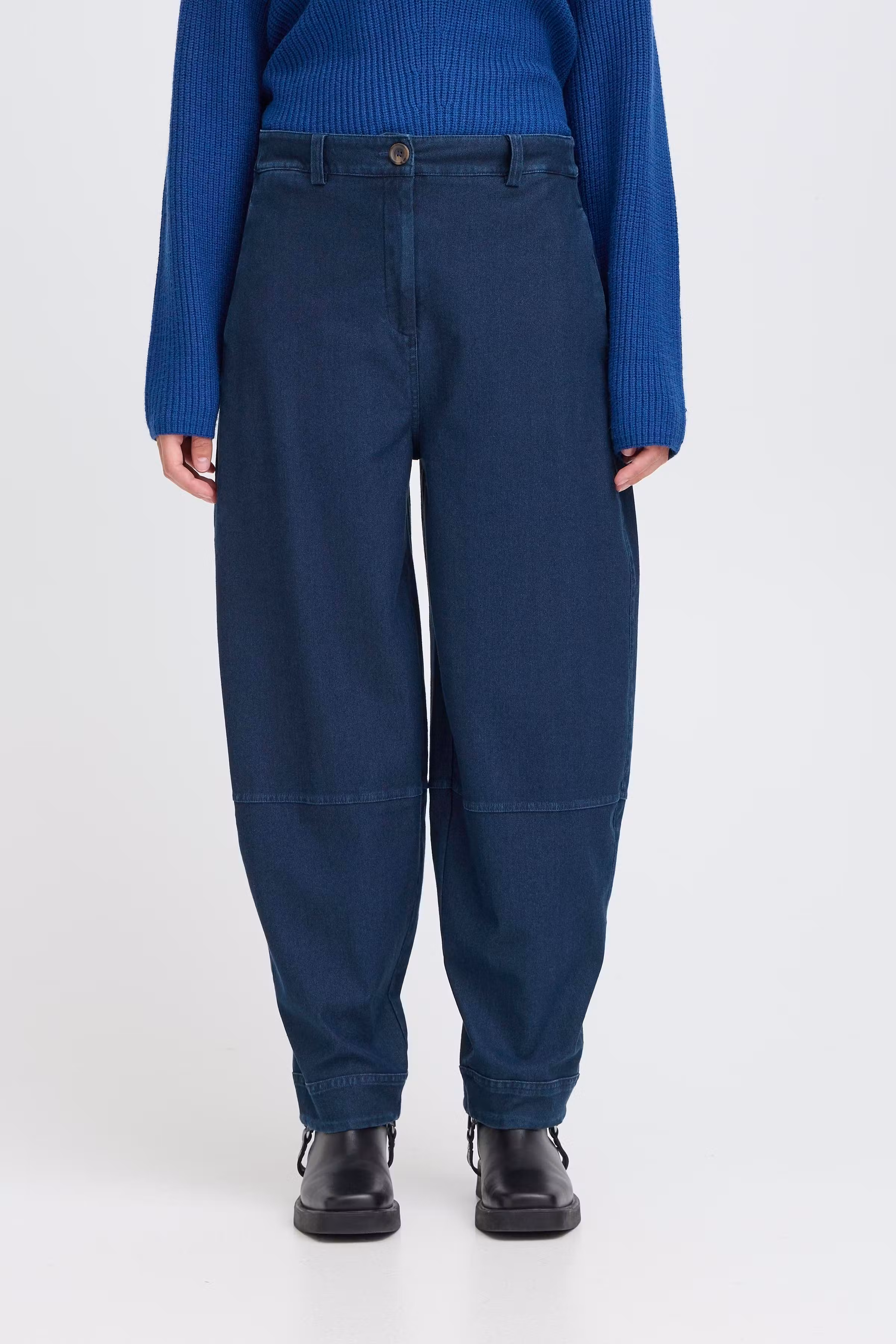 IHKATE Bukser LOOKBOOK FRONT 20124530-900000556