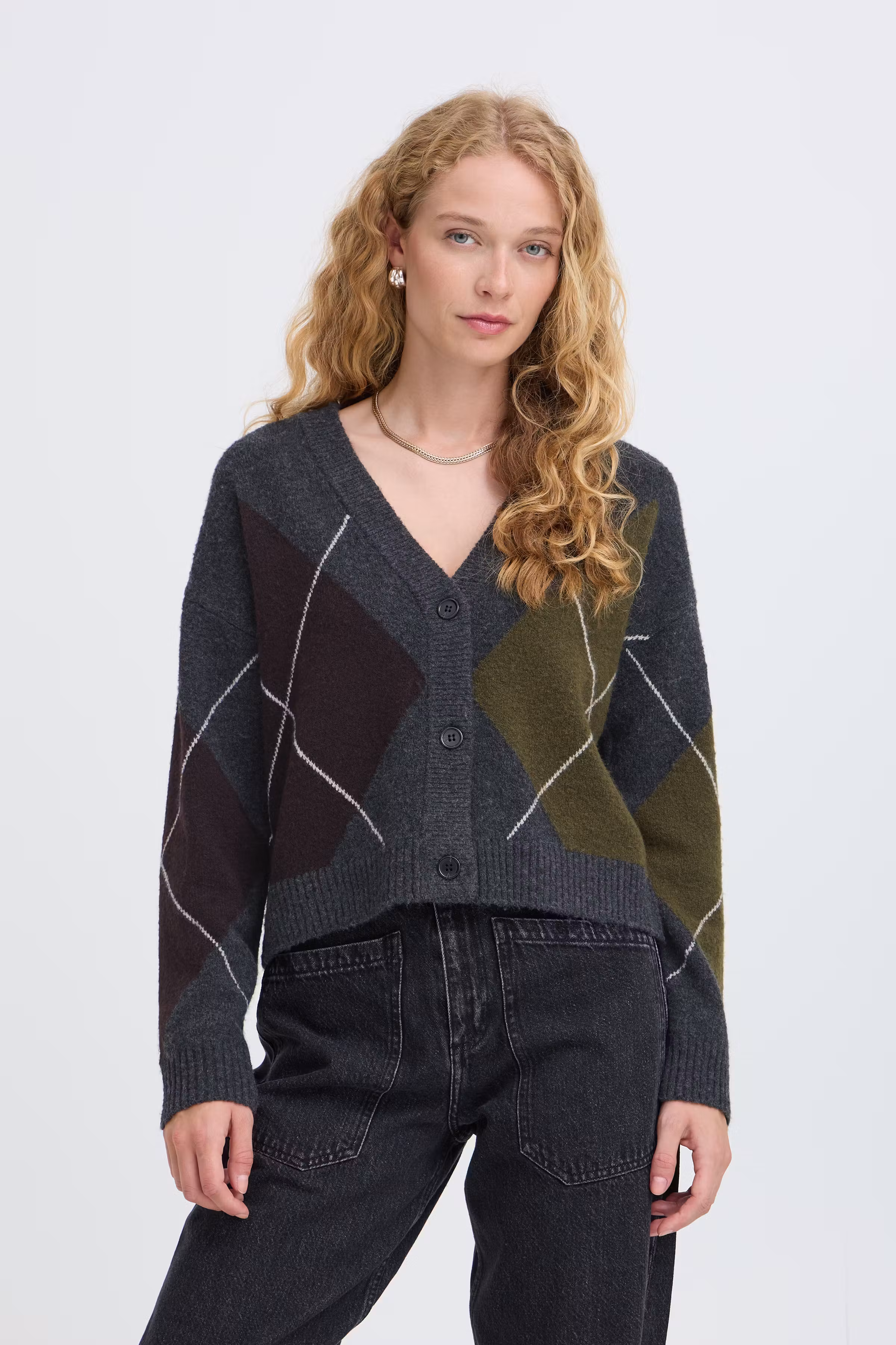 BYOSMILLA Cardigan LOOKBOOK FRONT 20819496-900013131