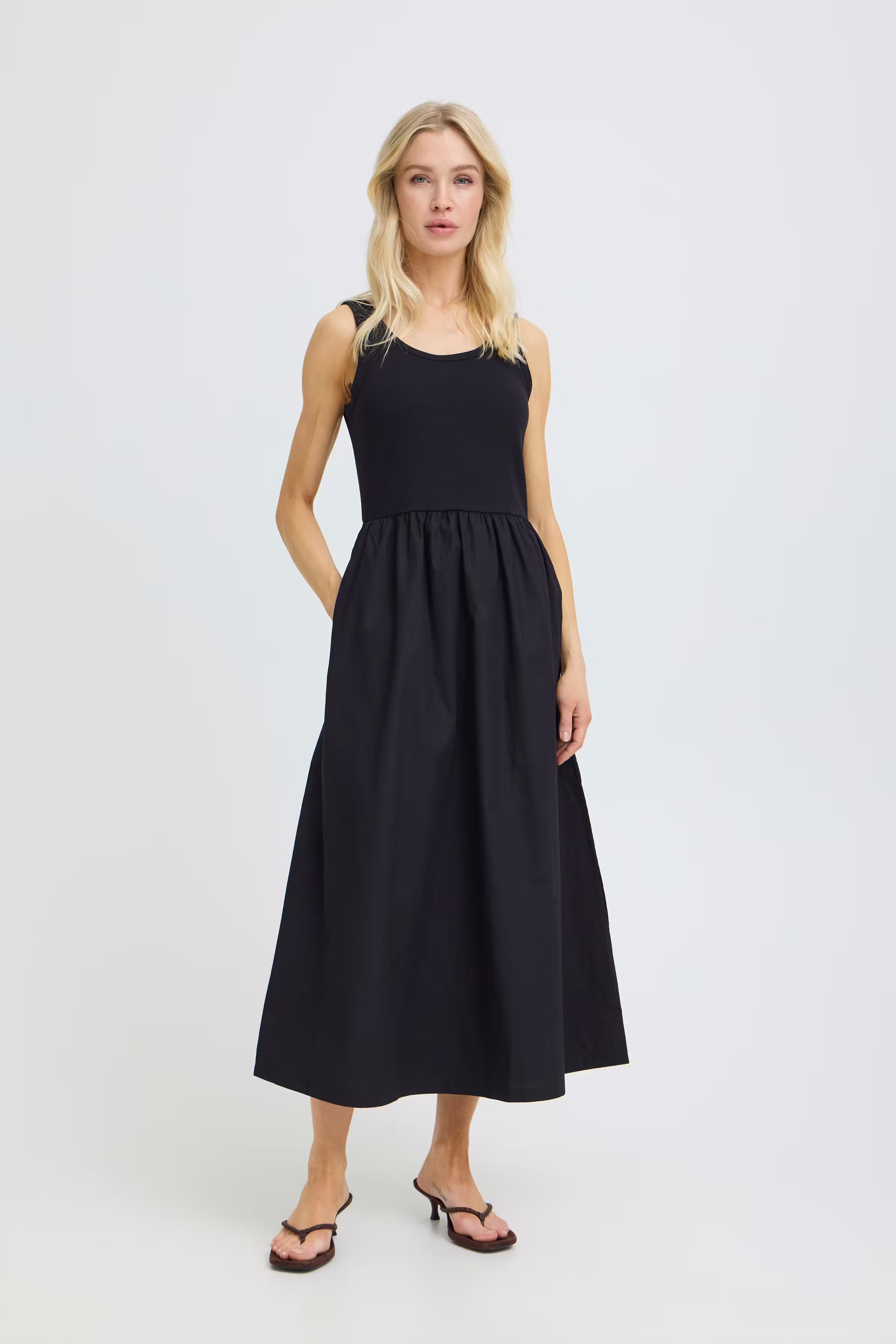 BYSUNNIA Jurk LOOKBOOK FRONT 20818936-194008