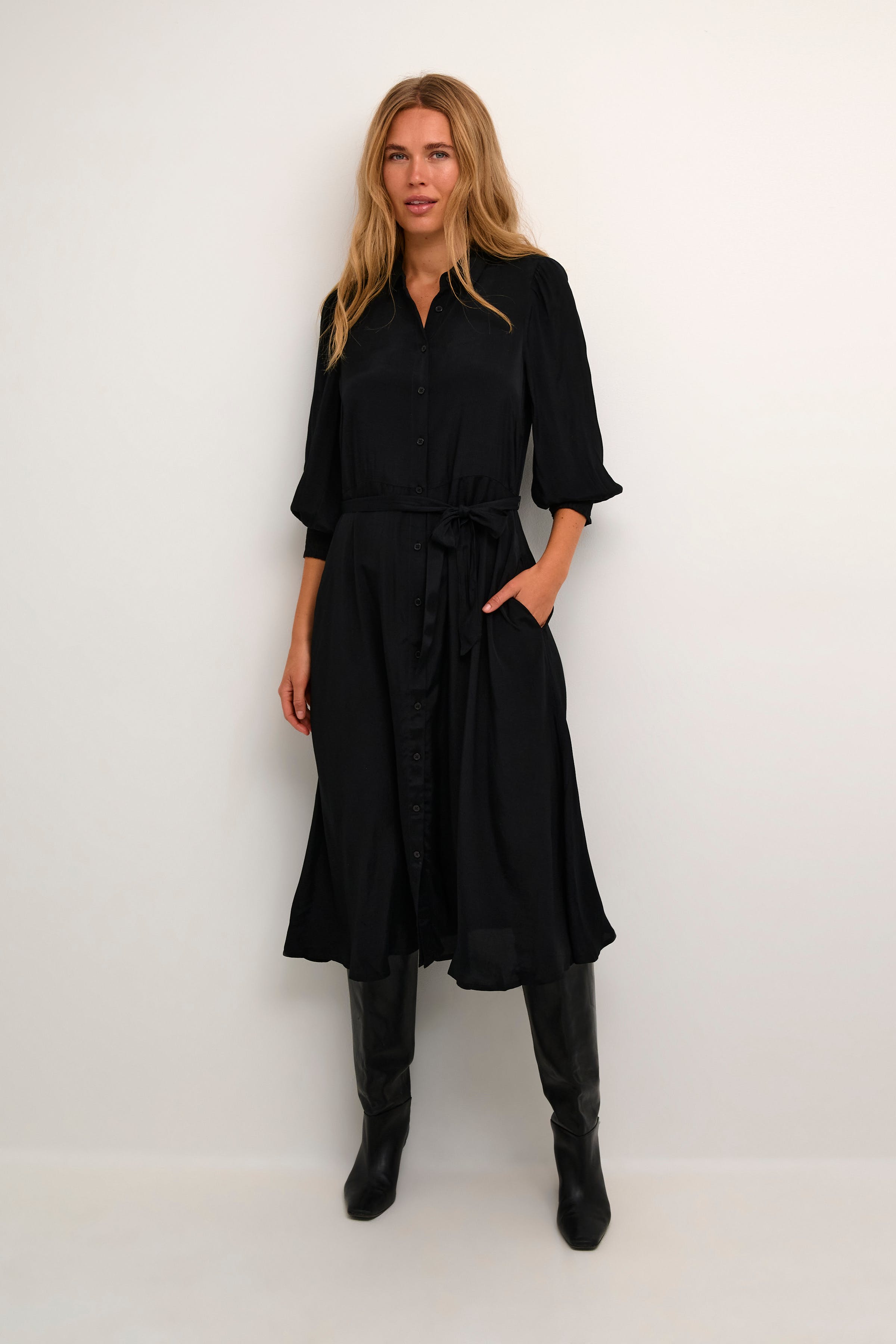 KAemine Klänning LOOKBOOK FRONT 10508829-100121