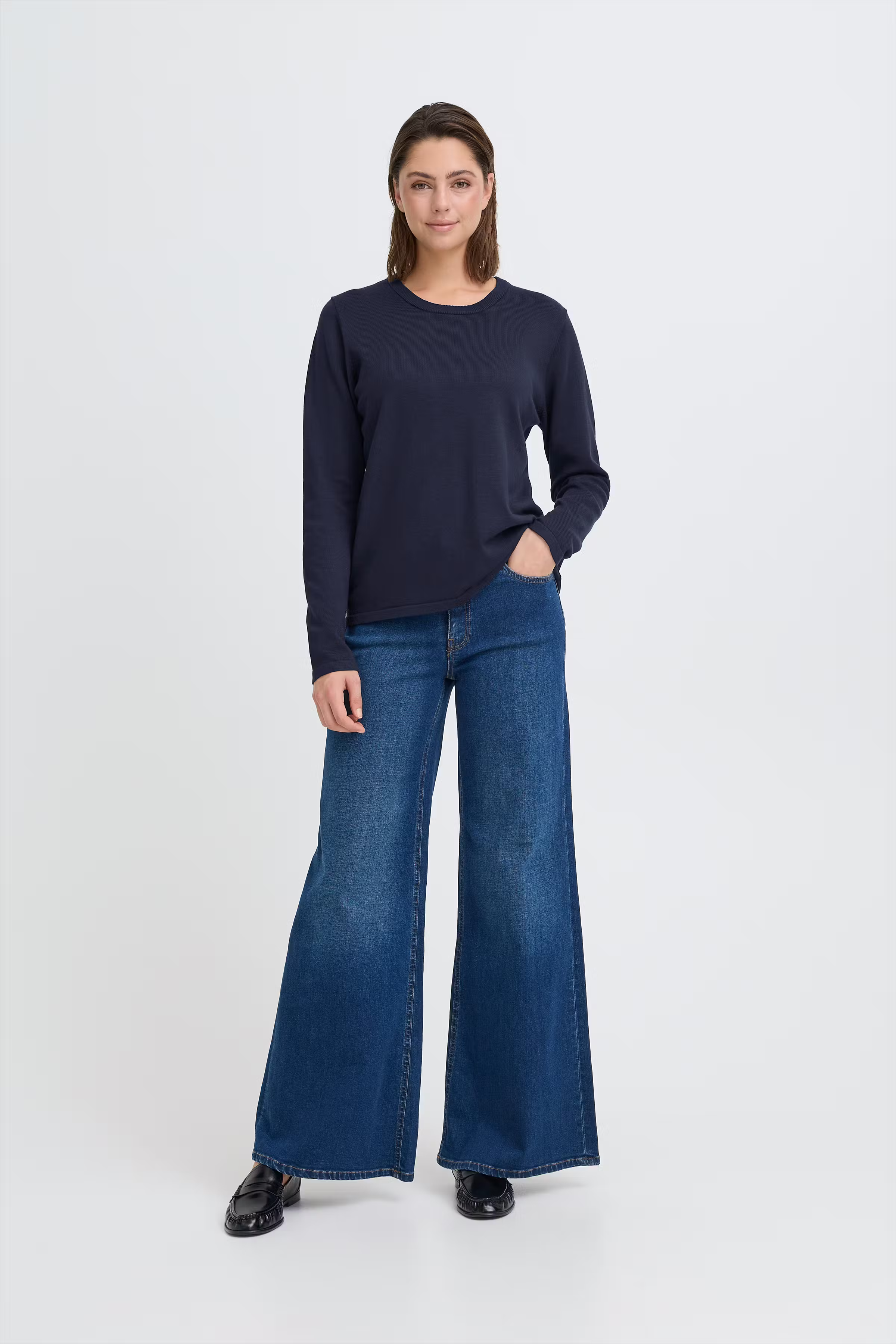 IHLULS O-Neck Pullover LOOKBOOK FRONT 20125814-194010