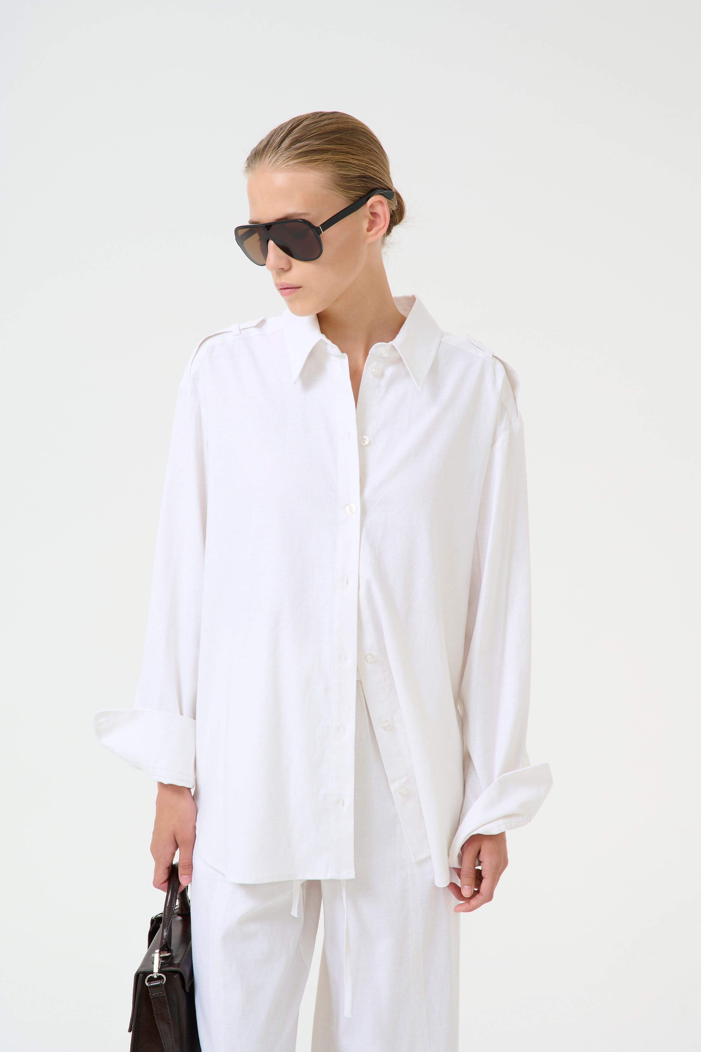 GZizza Shirt LOOKBOOK FRONT 10910516-110601