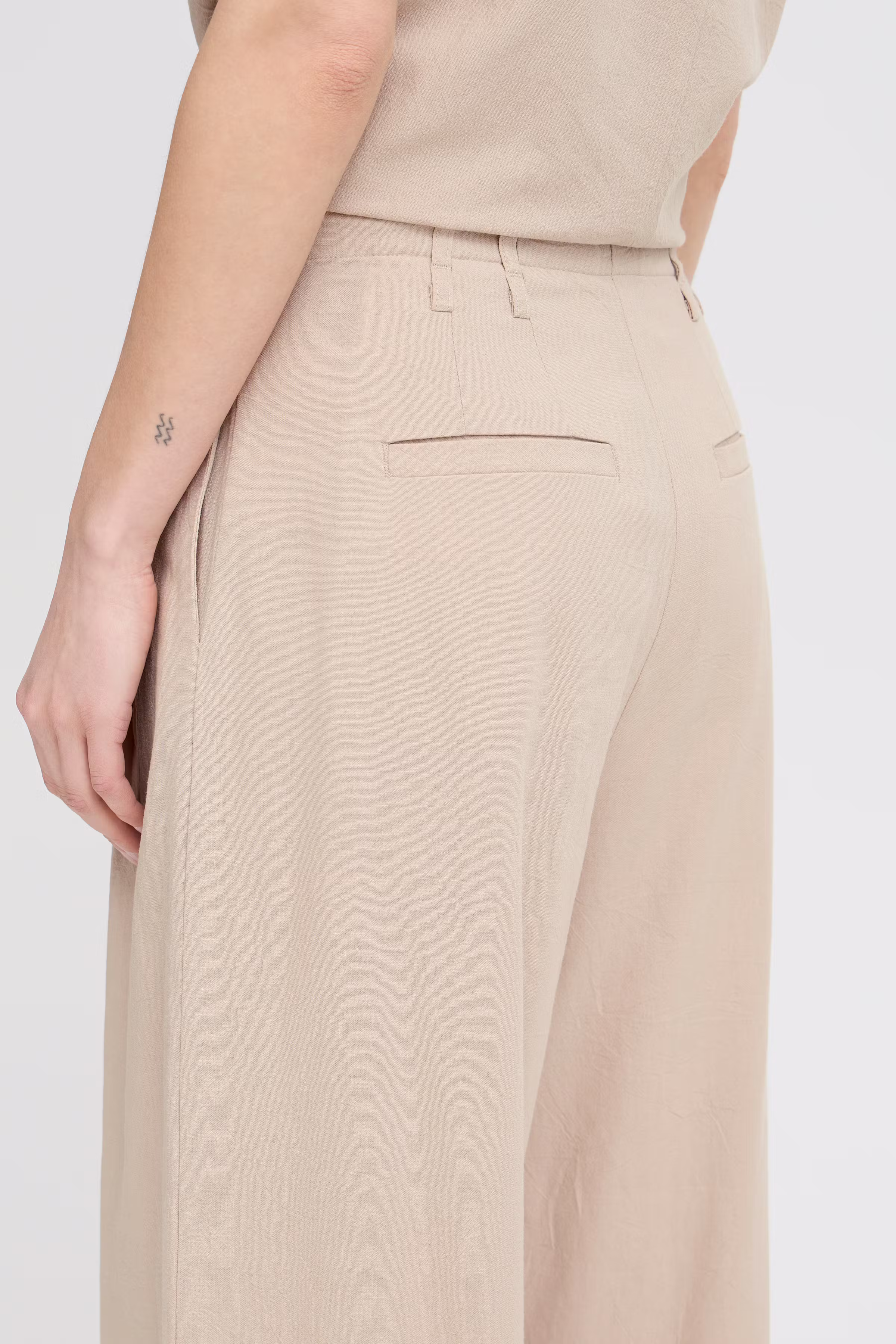 IHUNITY Hose LOOKBOOK DETAIL 20123300-160906