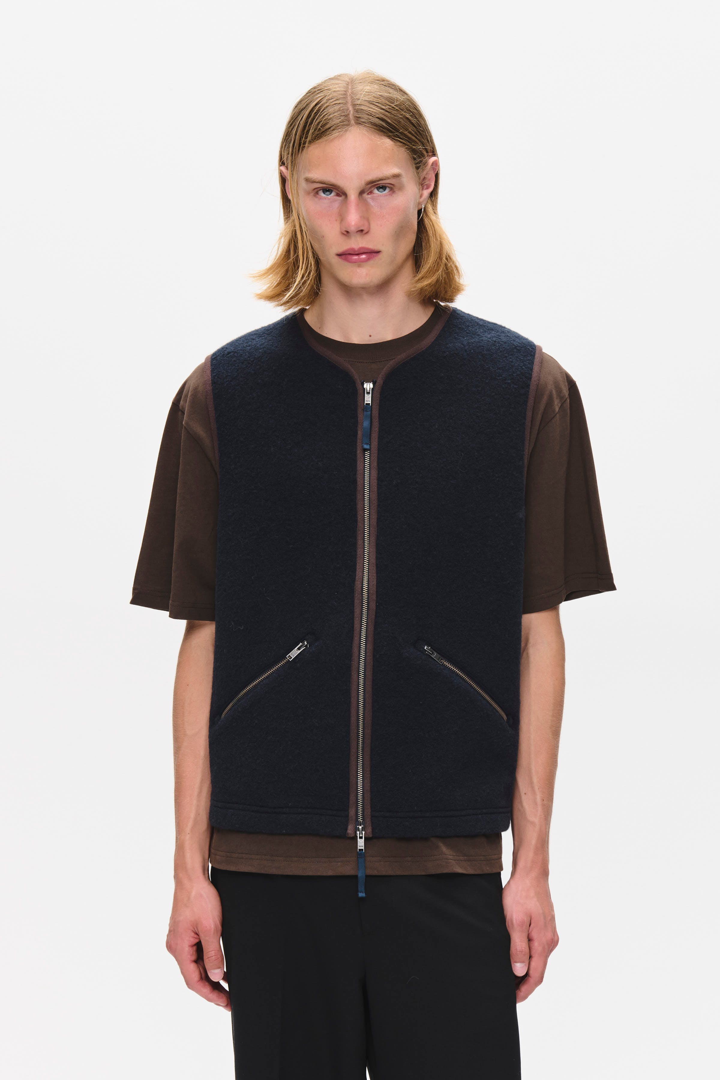 WWEik vest LOOKBOOK FRONT 30252252-194011