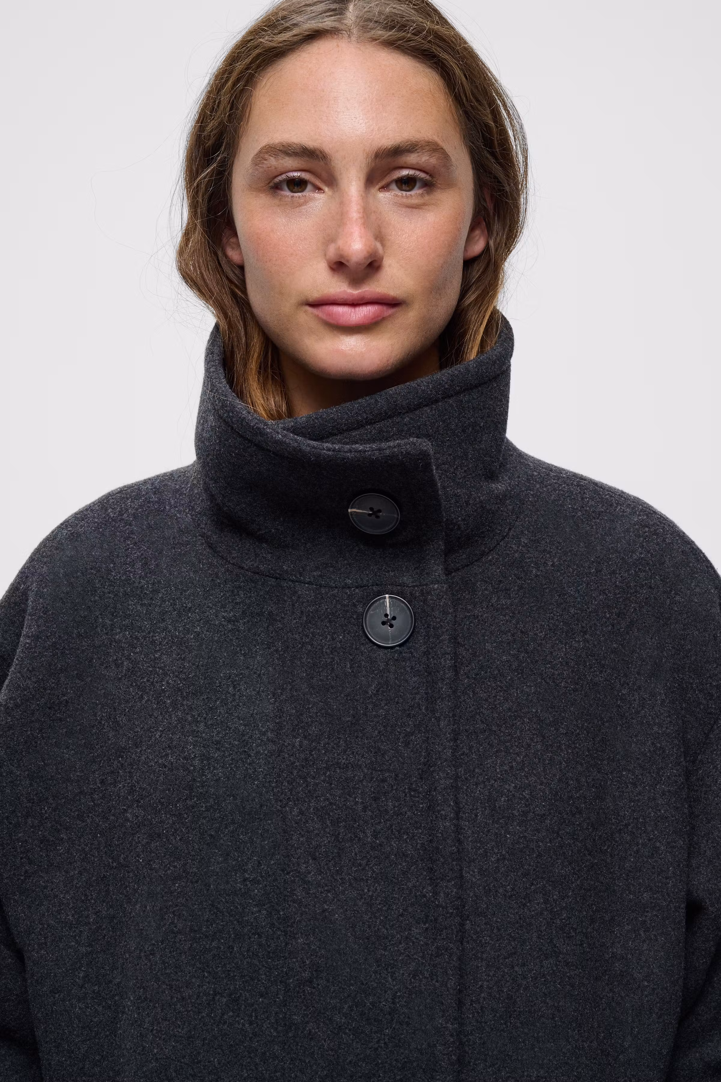 ZtinnaIW Mantel LOOKBOOK DETAIL 30111369-300596