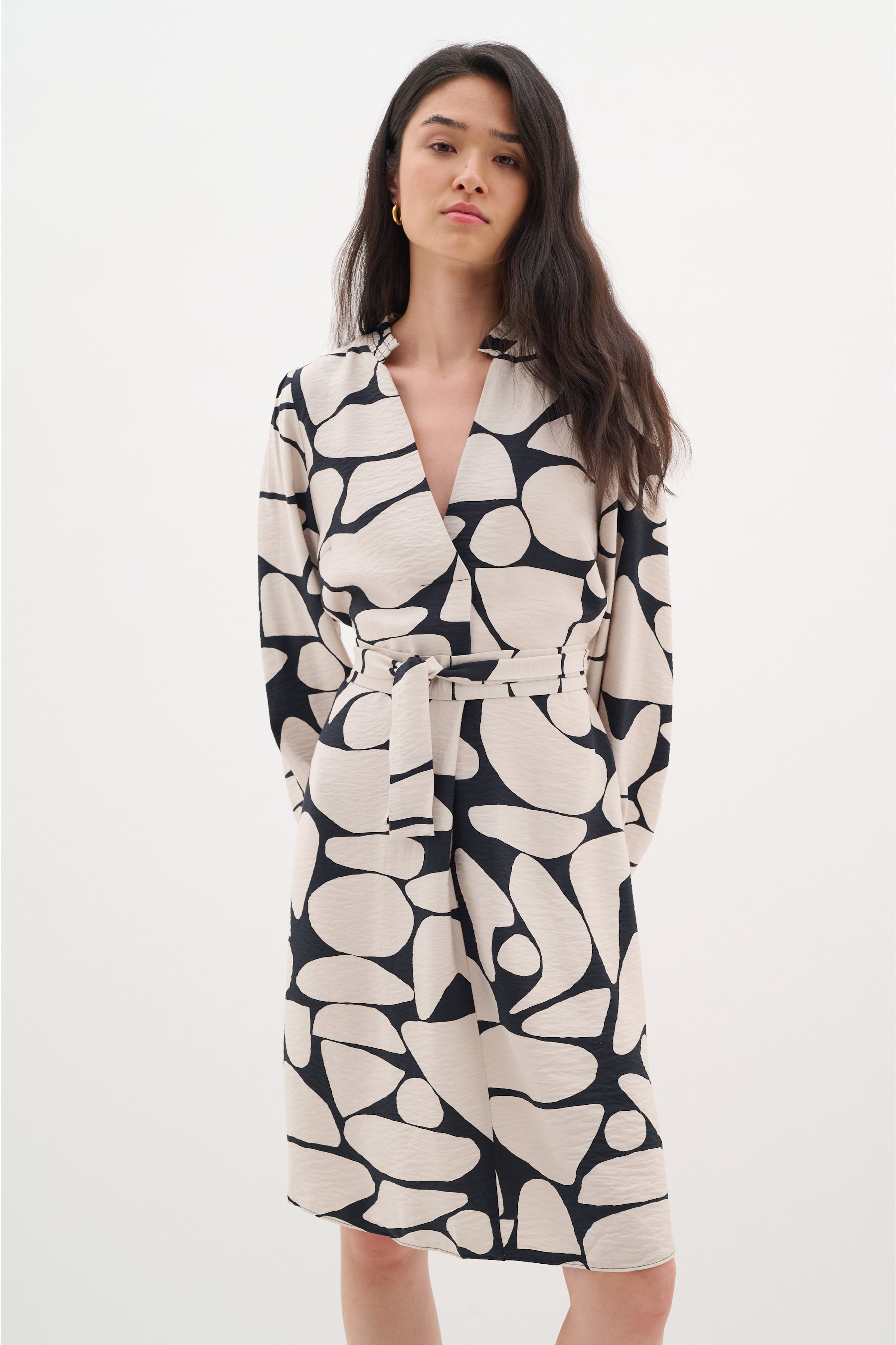 MettaIW korte Jurk LOOKBOOK FRONT 30109672-303178