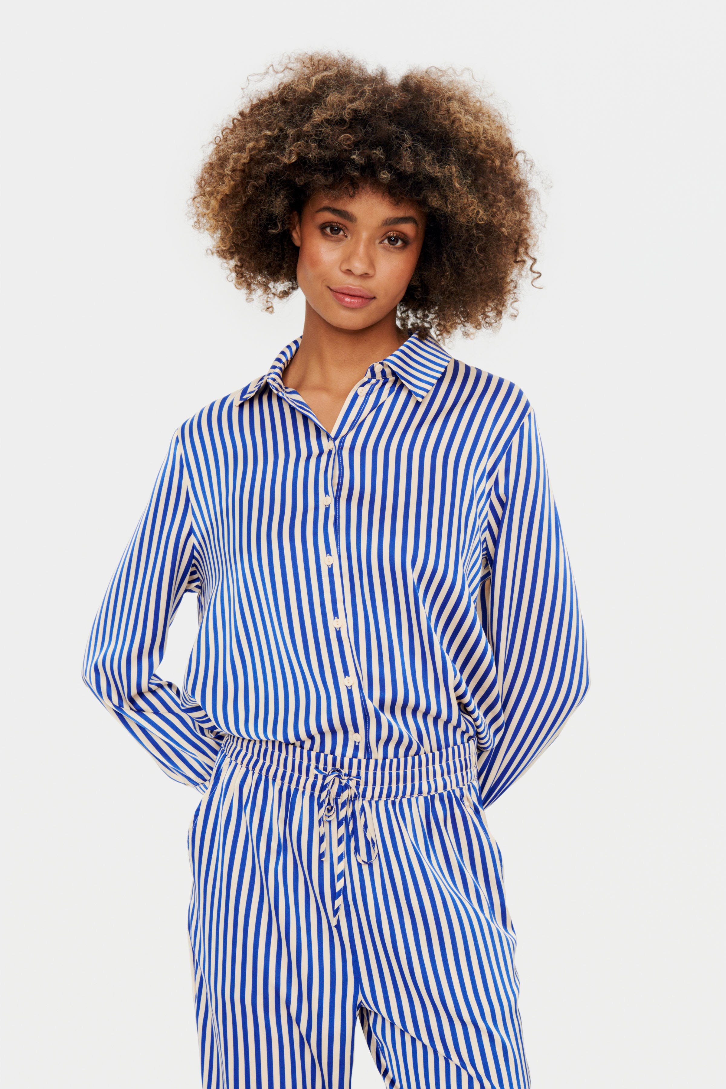 CassiaSZ Skjorta LOOKBOOK FRONT 30510994-193952