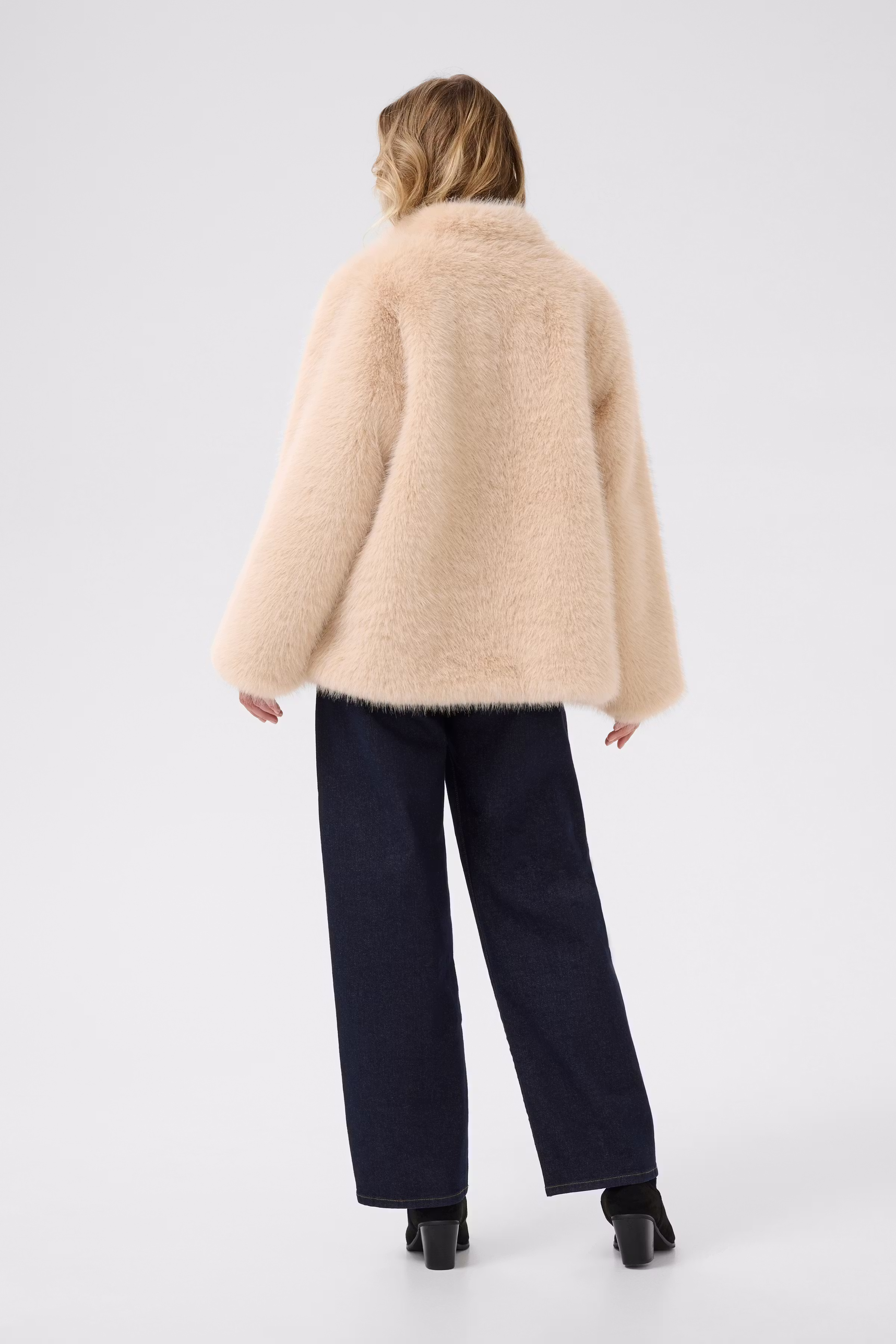 CRFrimia Oberbekleidung LOOKBOOK BACK 10614013-107902