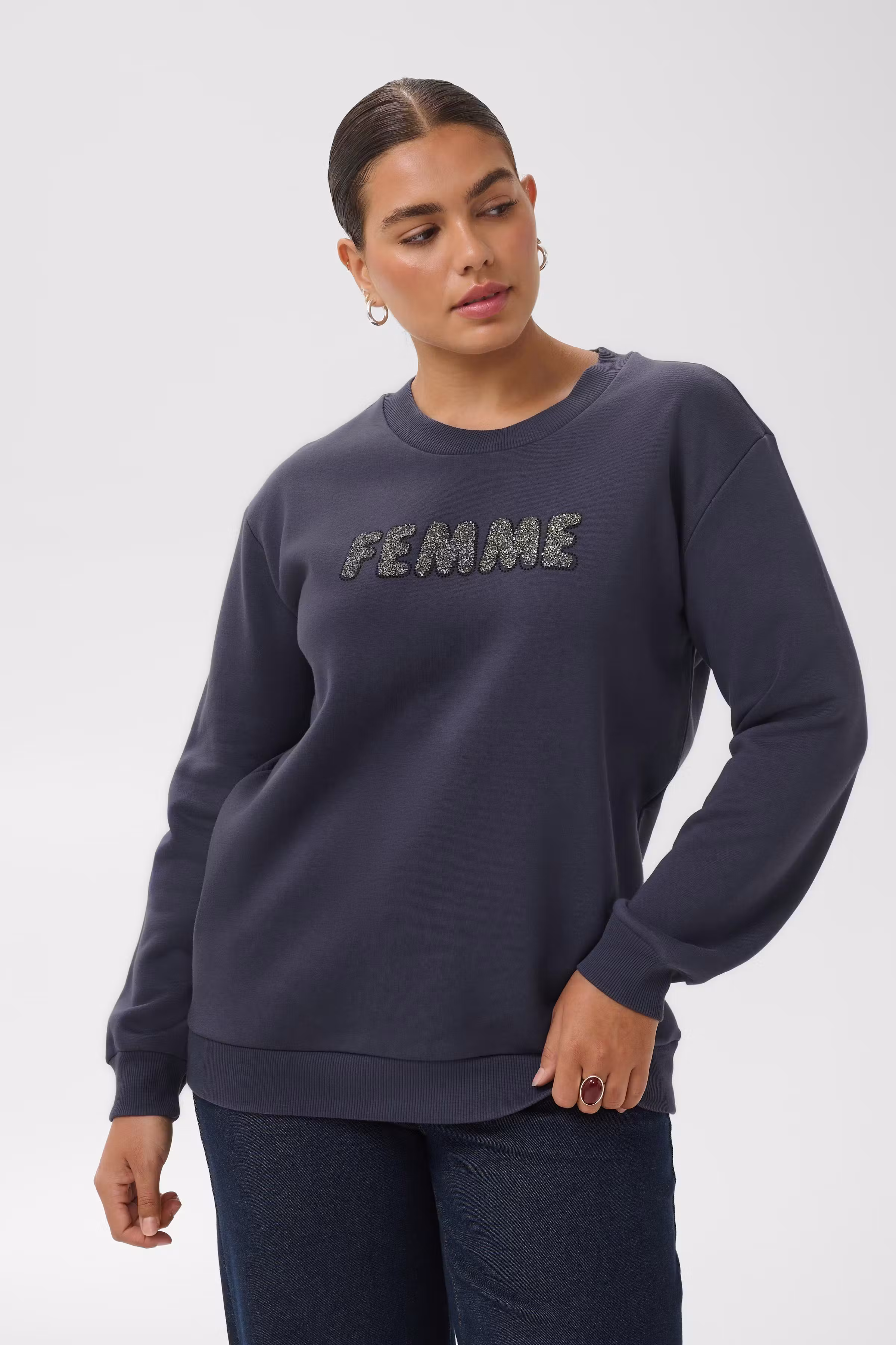KCmalina Sweatshirt LOOKBOOK FRONT 10584506-1000145